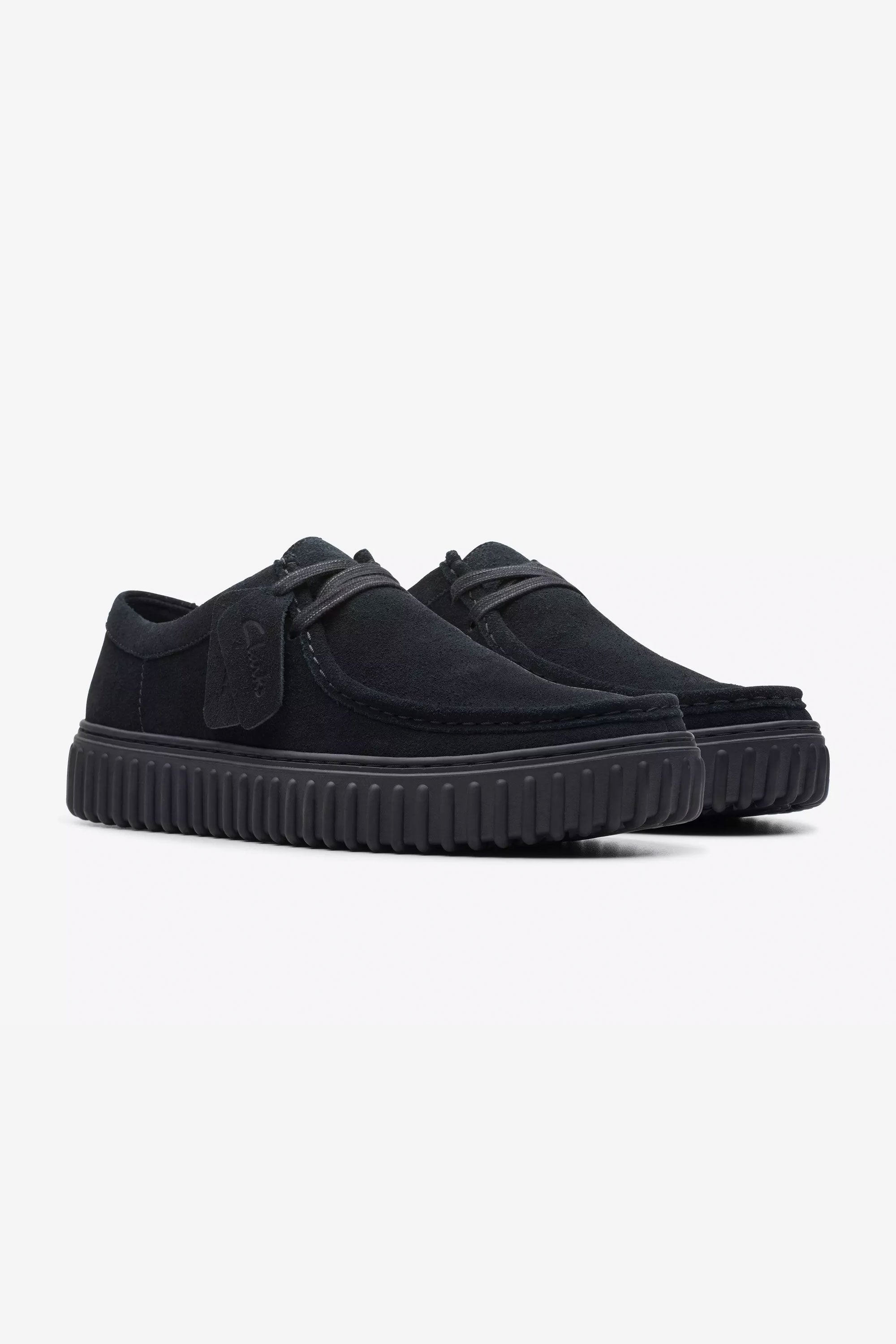 Pukas-Surf-Shop-Clarks-Tornhill-Lo-Black-Suede