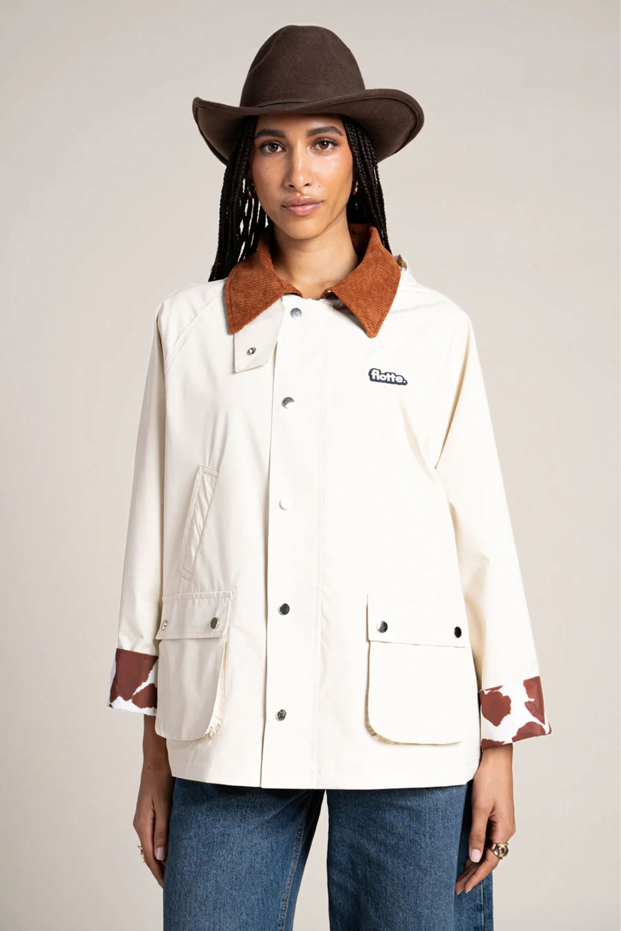 Pukas-Surf-Shop-Coat-Flotte-Archives-Coquille