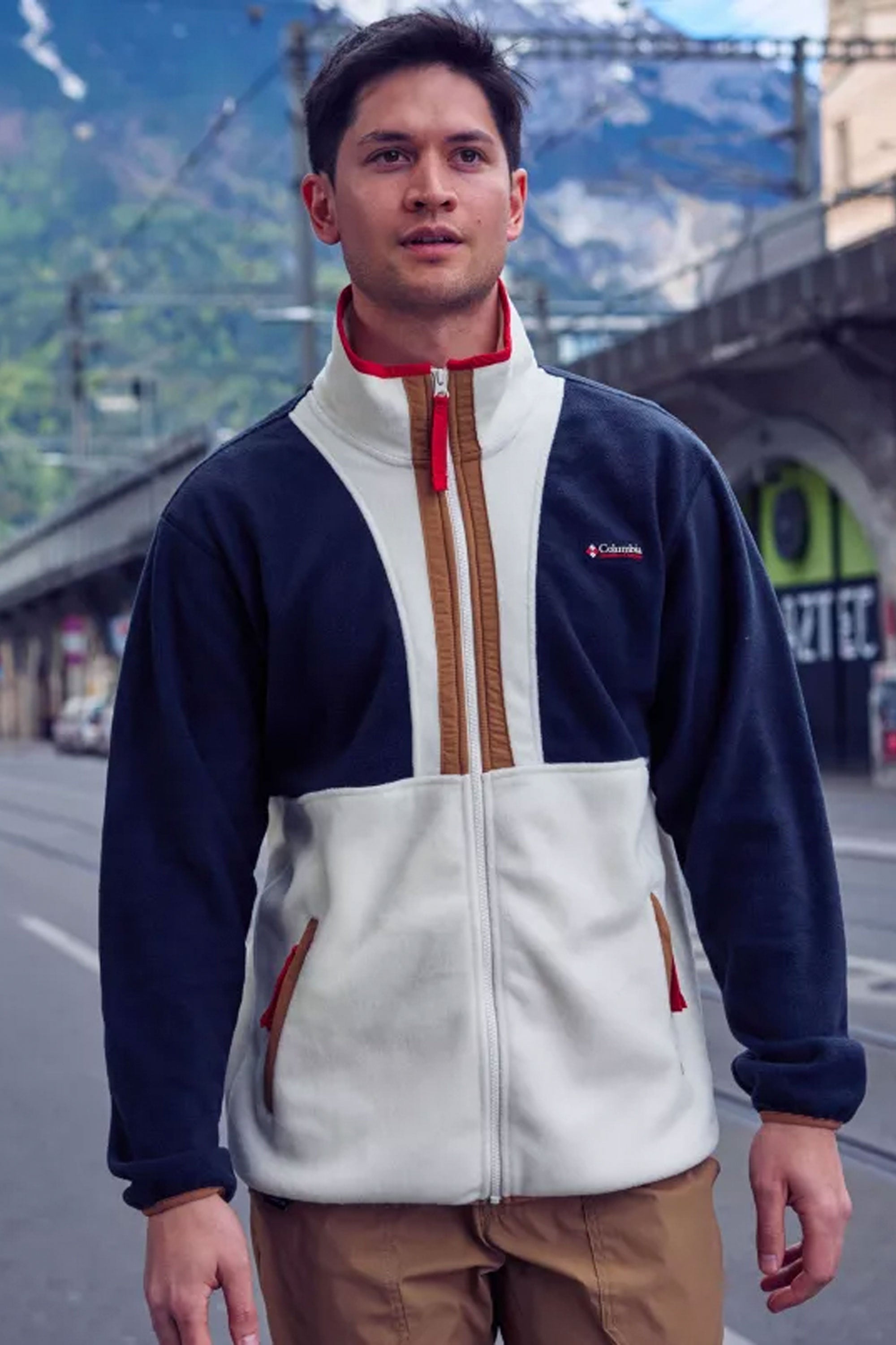 Pukas-Surf-Shop-Columbia-Backbowl-Jacket-Balck-Chalk