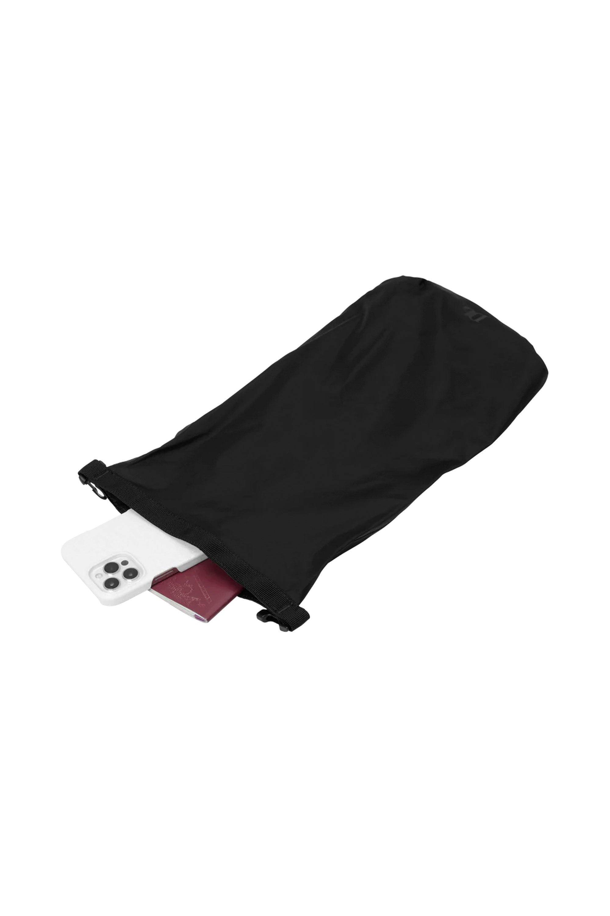 Pukas-Surf-Shop-Db-journey-the-somlos-drybag-black