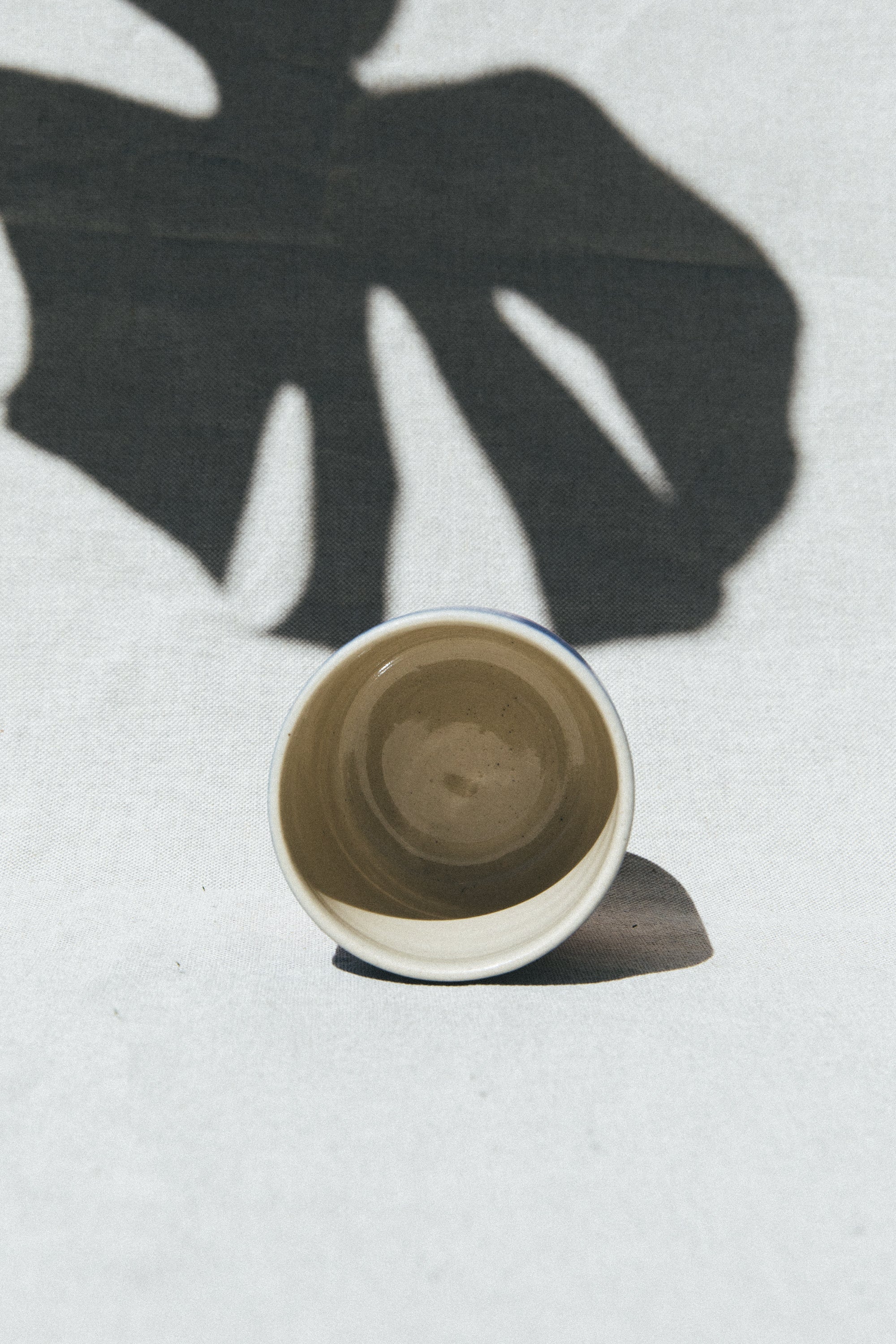 Pukas-Surf-Shop-Luz-Ceramics-tall-blue-pink-gradient-cup