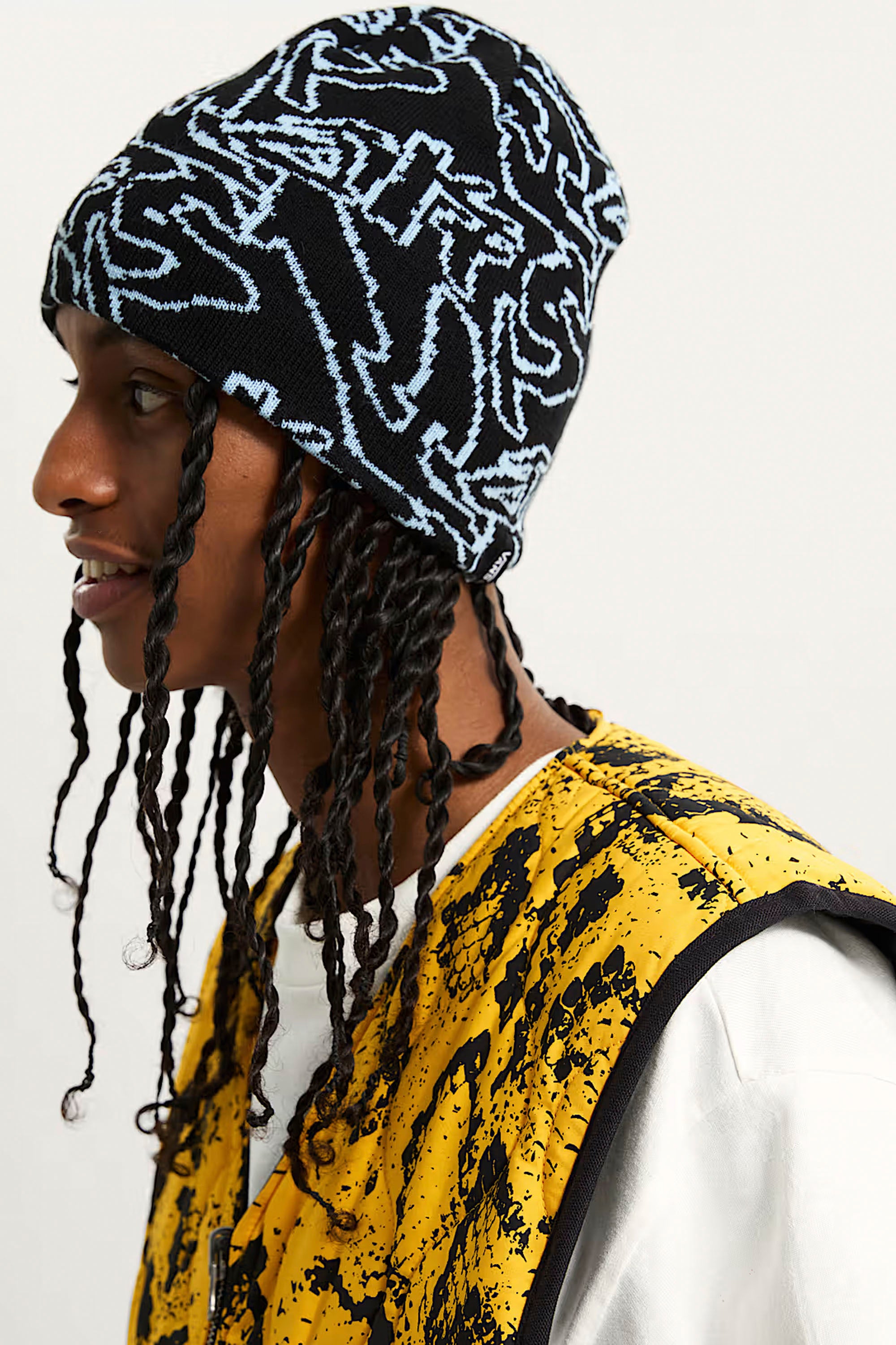 Happylifeshops Vans Raw Instinct Beanie in Black