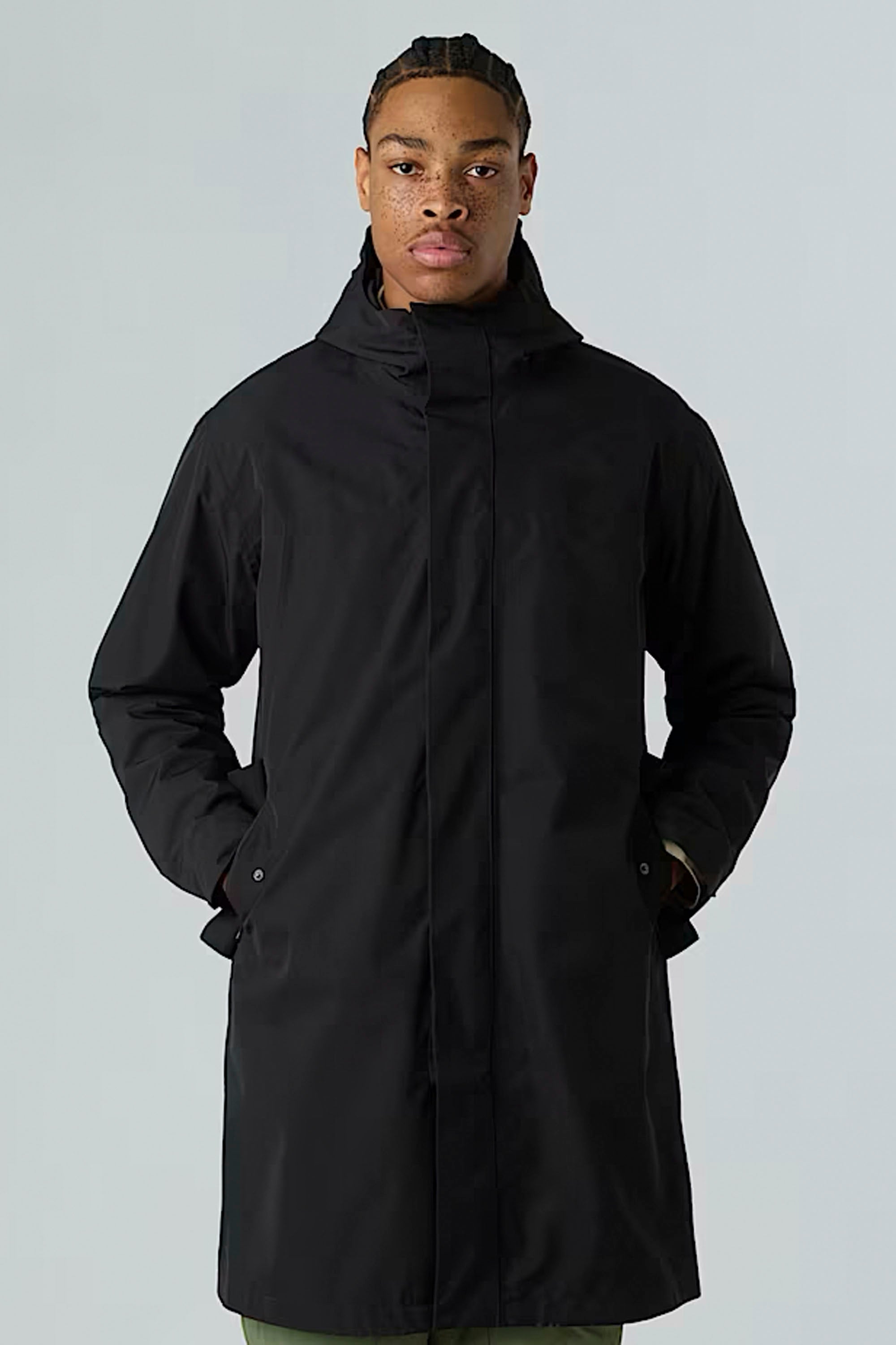 Happylifeshops The North Face Men’s Nukabira Rain Shell Parka in TNF Black