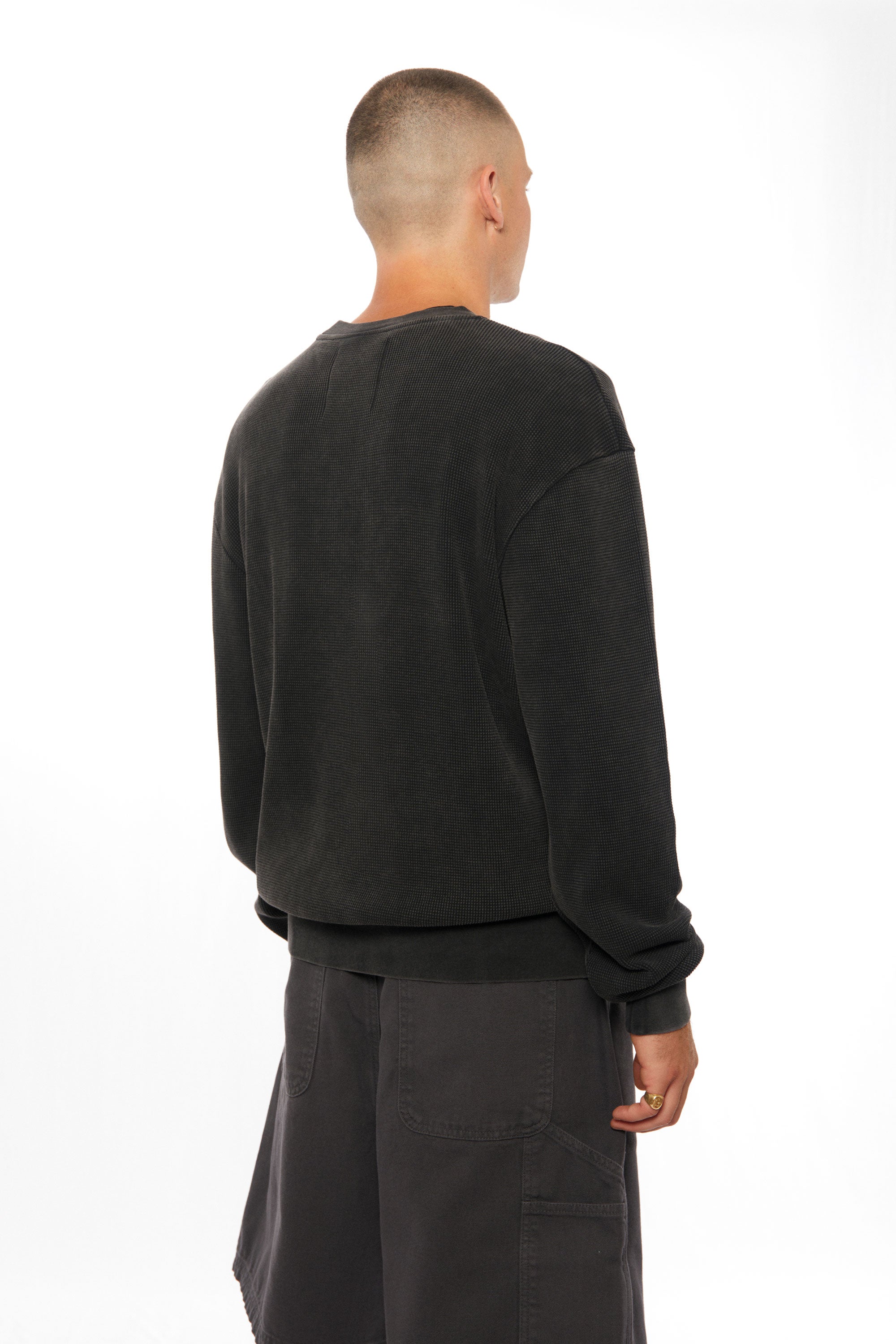 Happylifeshops Man Sweat Pukas Clothing Waffle Crew Black