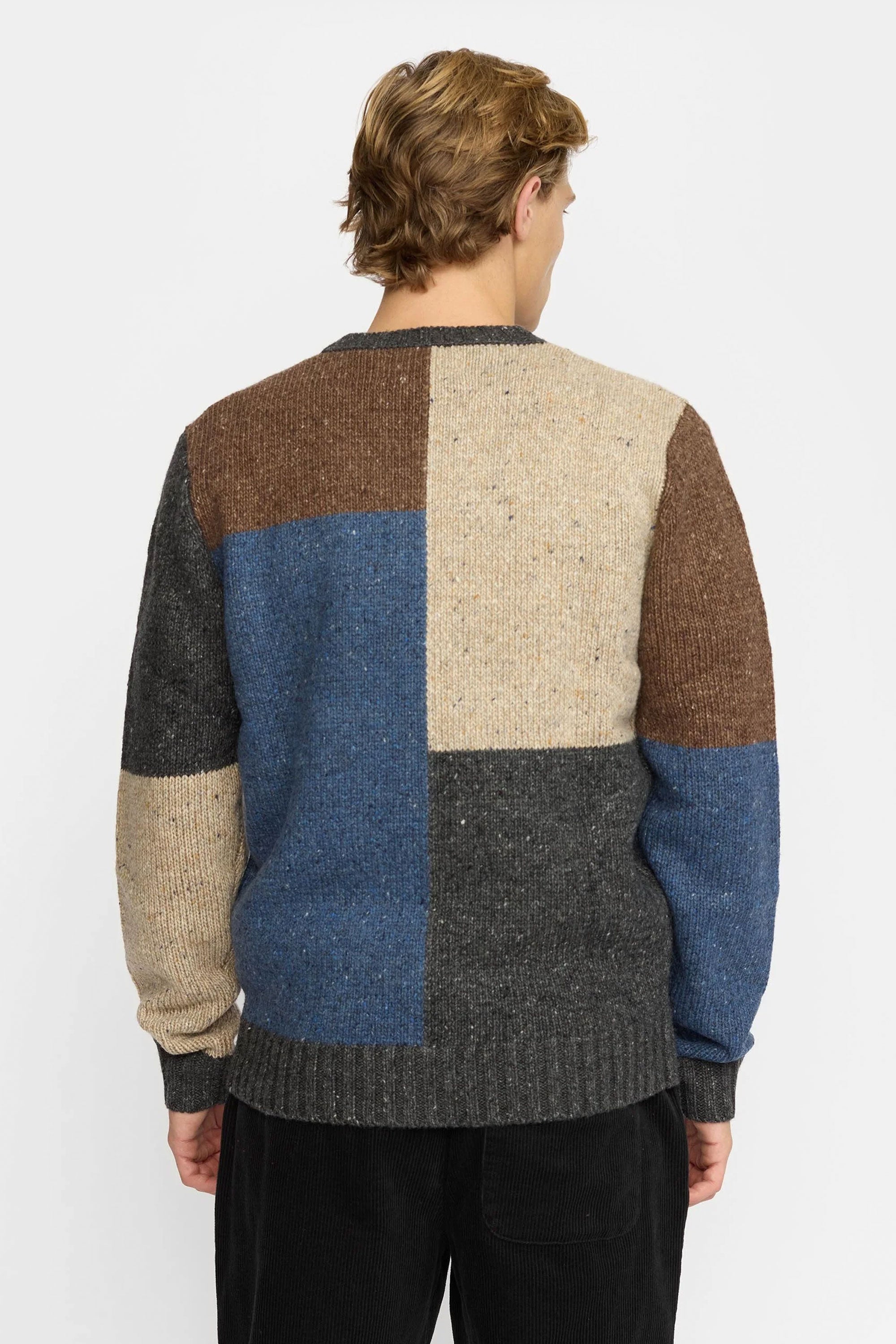 Multicolored Revolution sweater with geometric pattern Happylifeshops