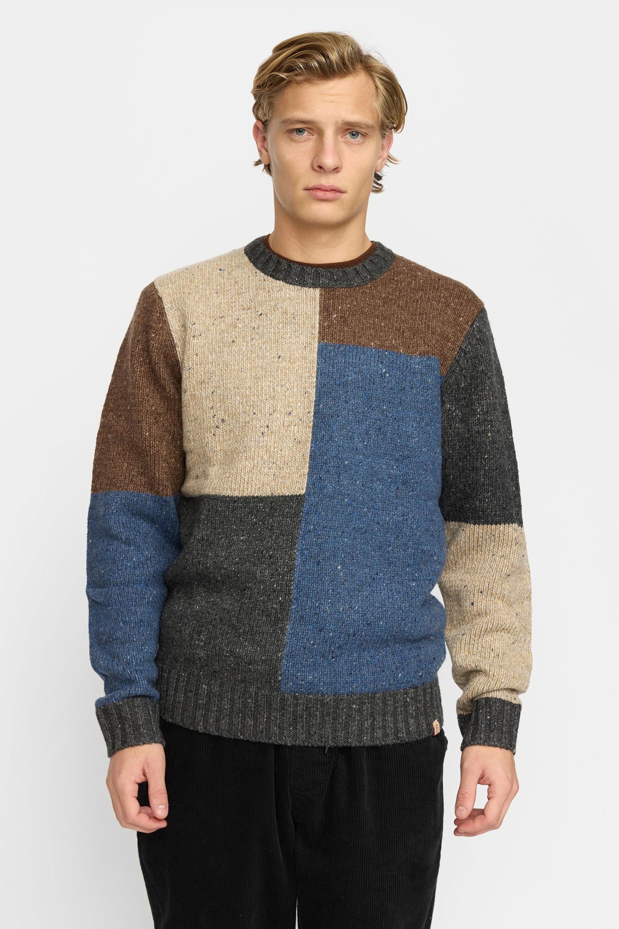 Multicolored Revolution sweater with geometric pattern Happylifeshops