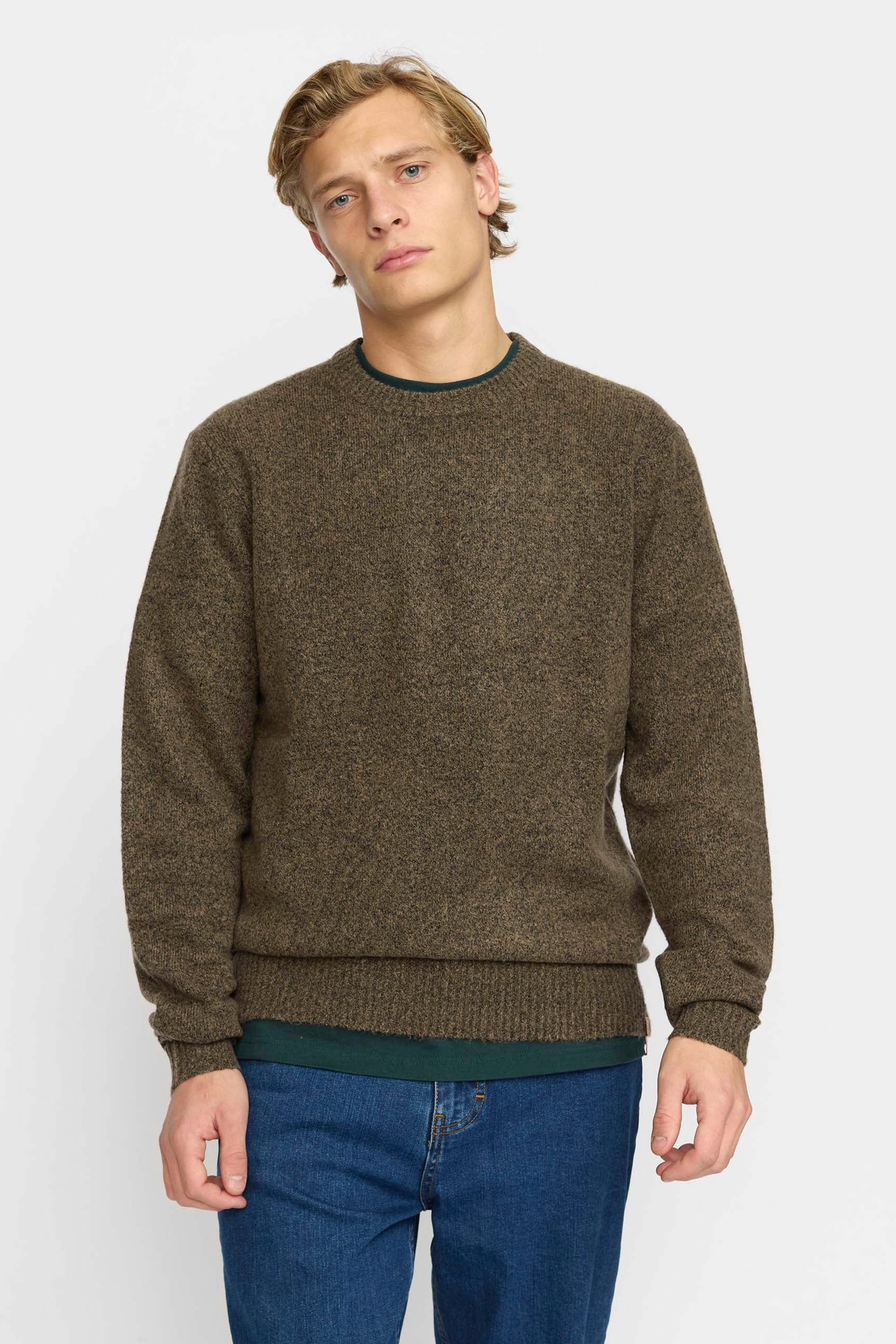 Happylifeshops Revolution knit sweater brown
