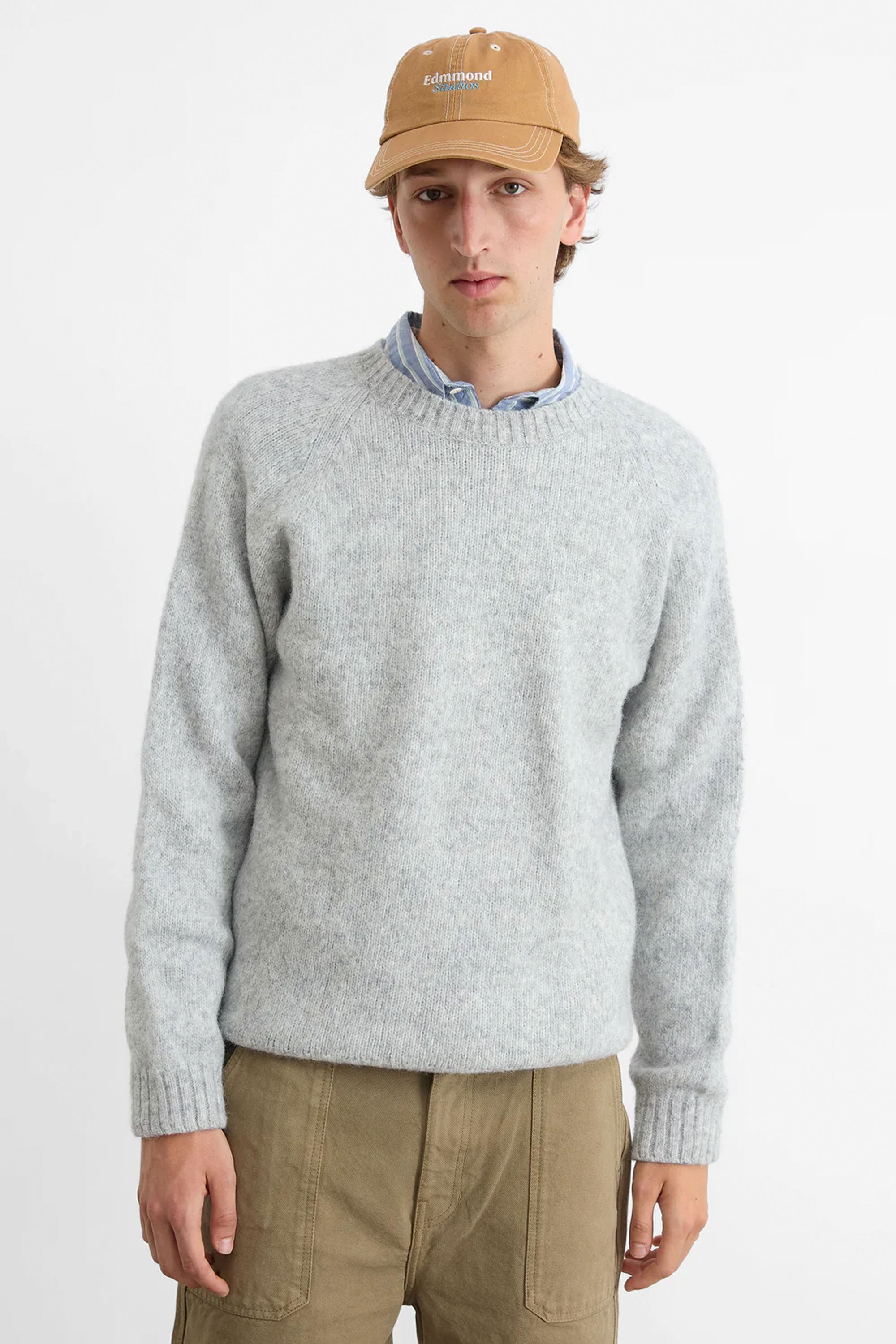 Pukas-Surf-Shop-Man-Sweater-Edmmond-Gasglow-Sweater-Plain-Light-Grey-Melange-4