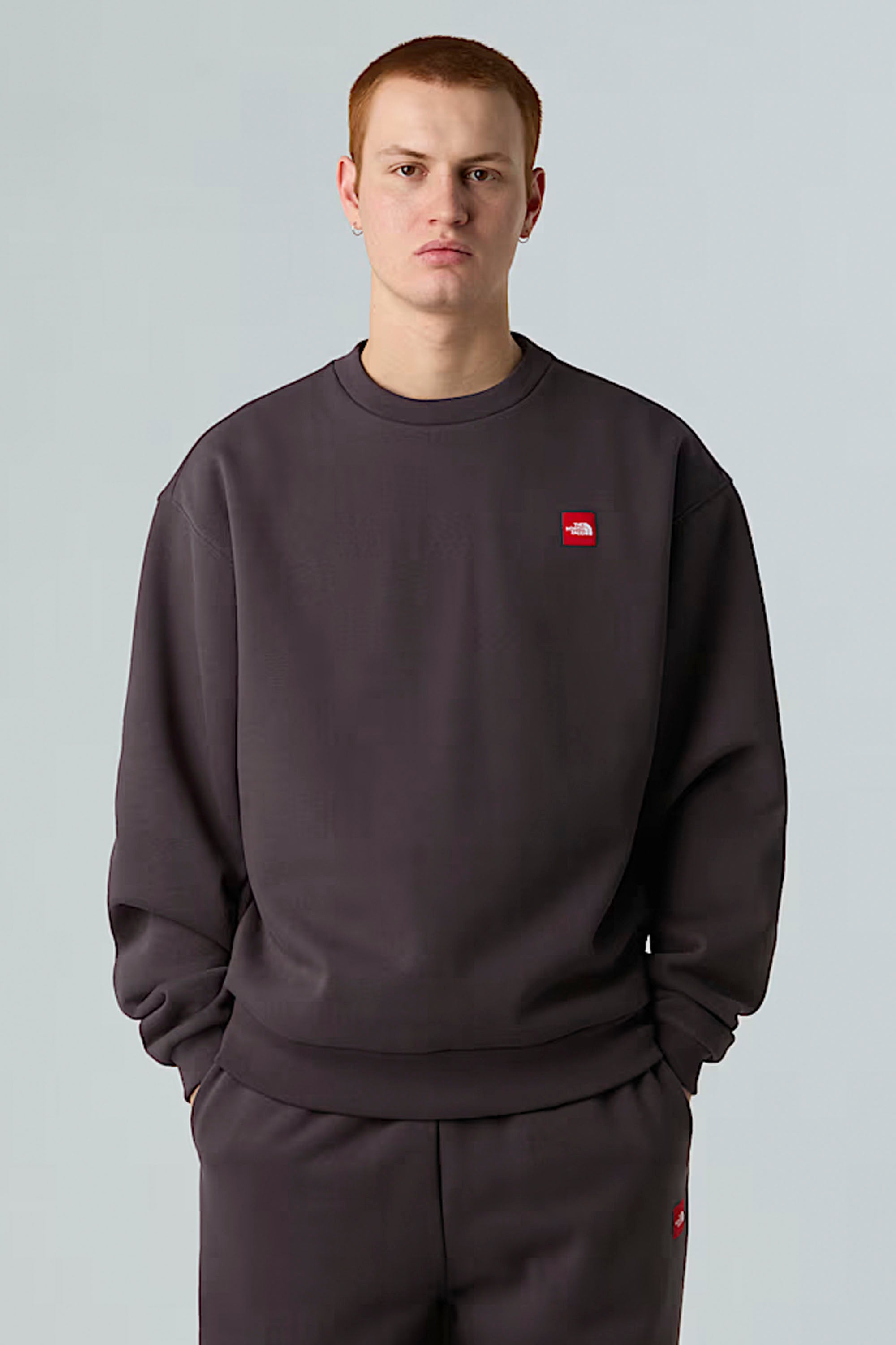 Happylifeshops The North Face Men’s Red Box Sweatshirt in Obsidian