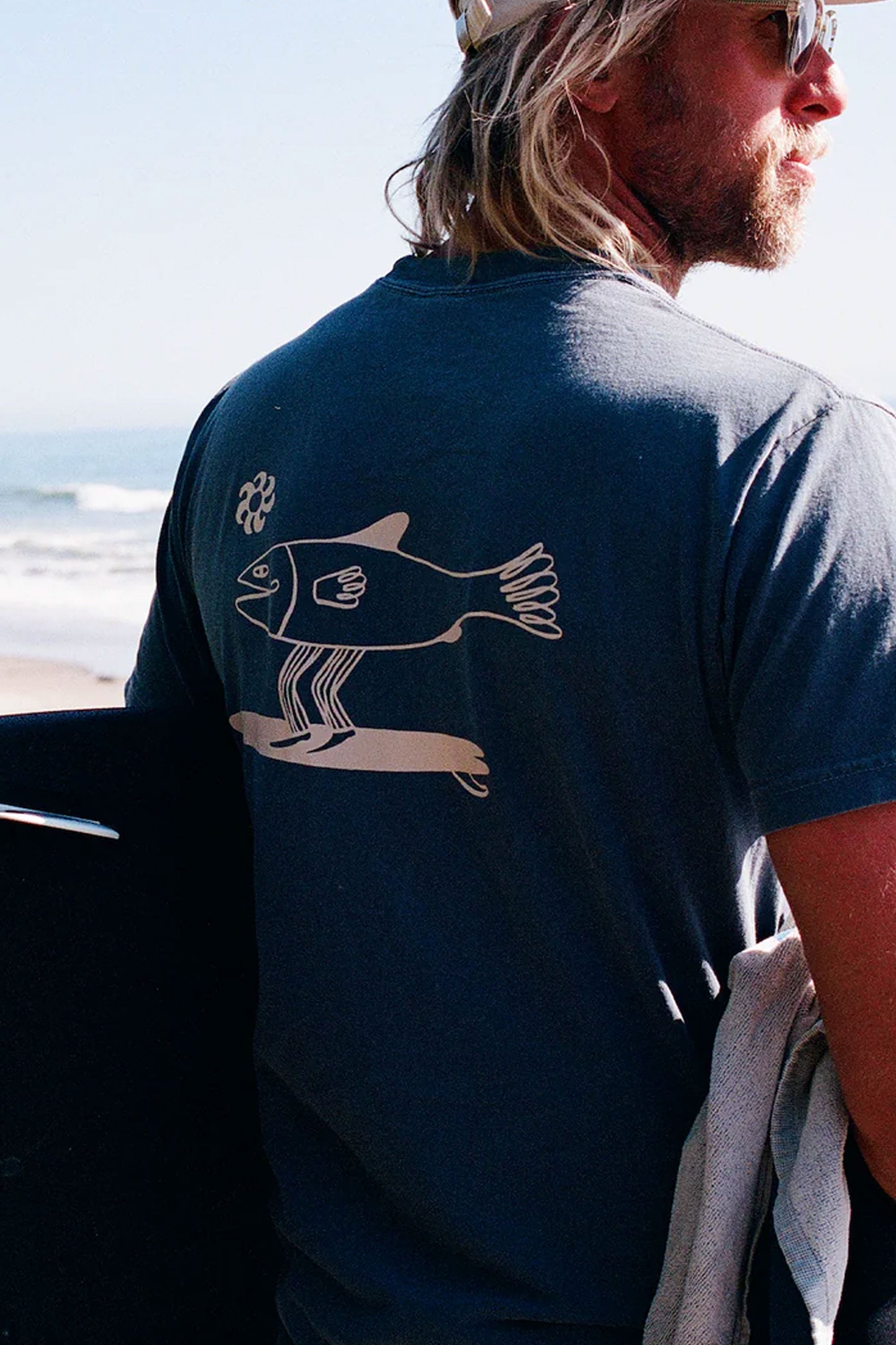 Happylifeshops Man Tee Positive Vibe Warriors Fishman Surf Blue