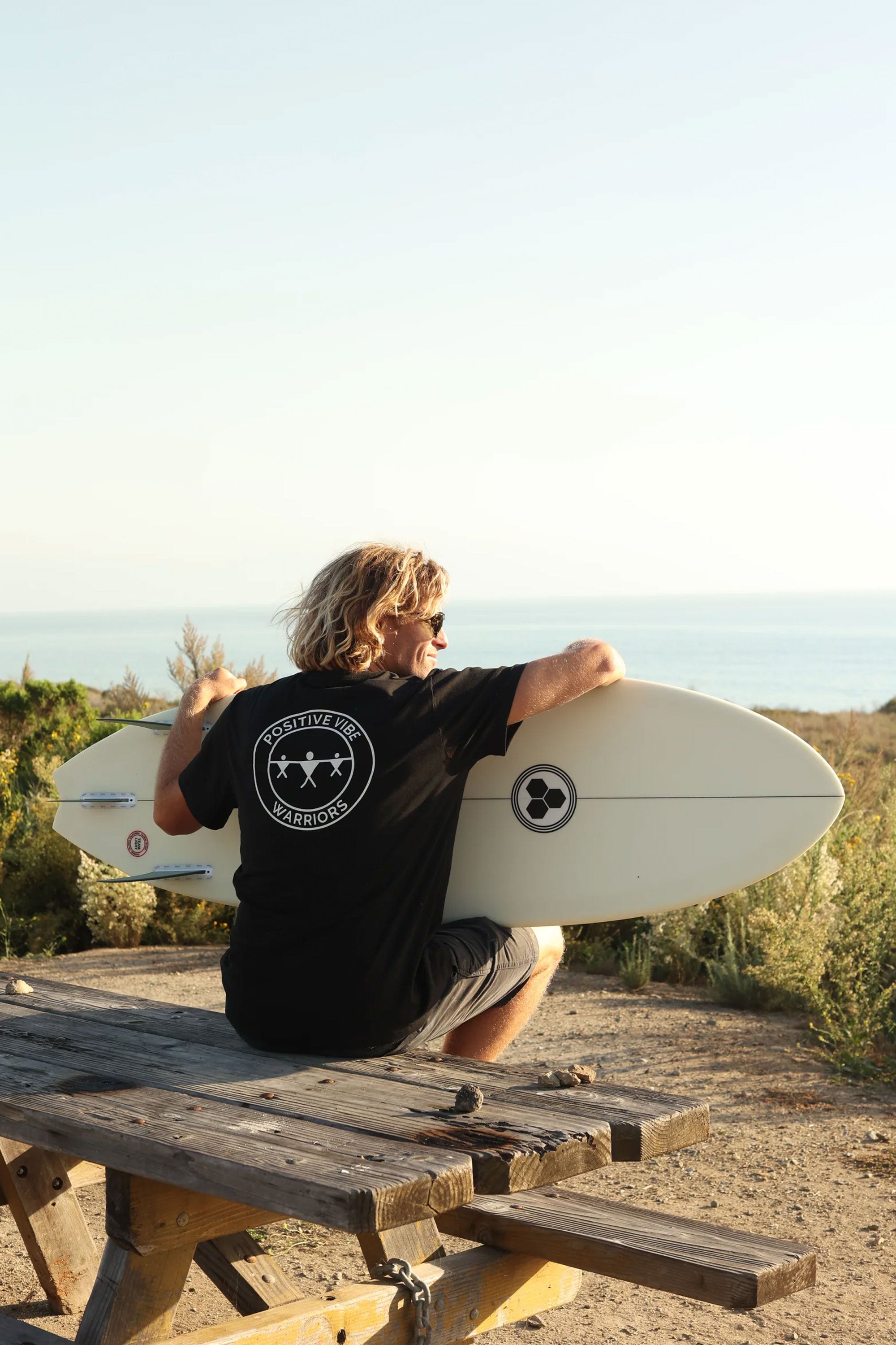 Happylifeshops Man Tee Positive Vibe Warriors Pvw Classic Logo Black