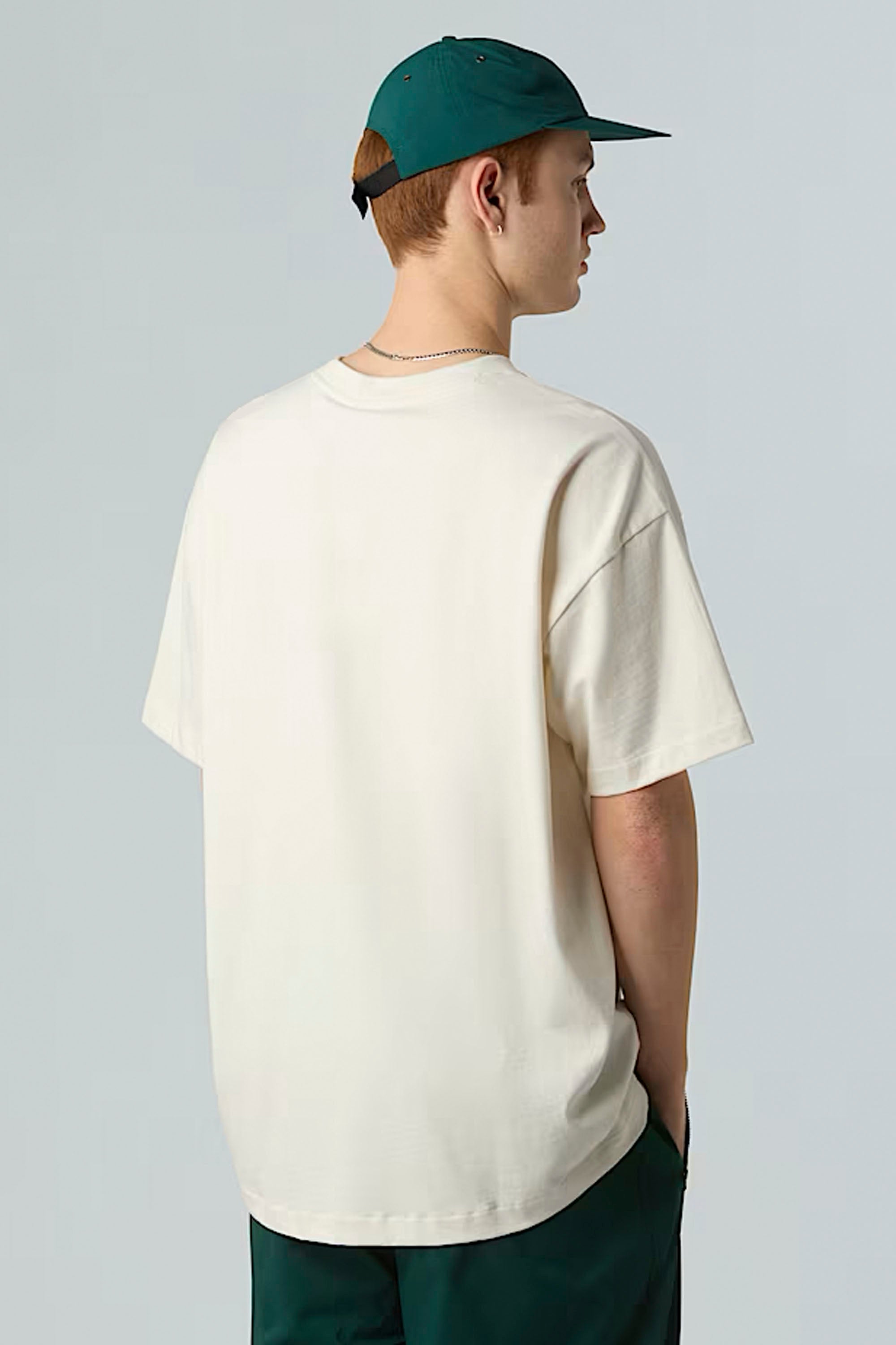 Happylifeshops The North Face Men's Red Box Short-Sleeve Tee in White Dune