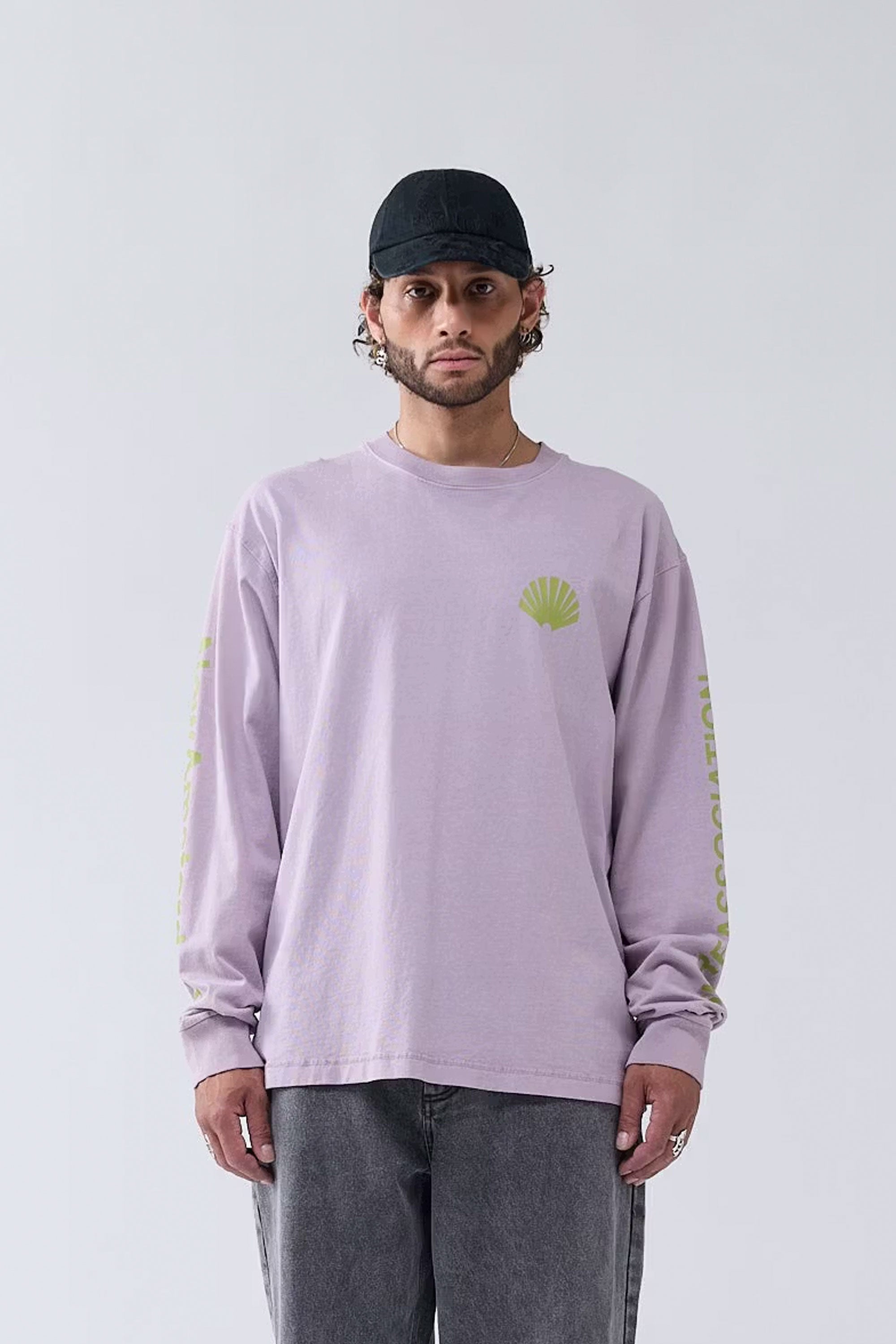 Pukas-Surf-Shop-New-Amsterdam-Logo-Longsleeve-Crewneck