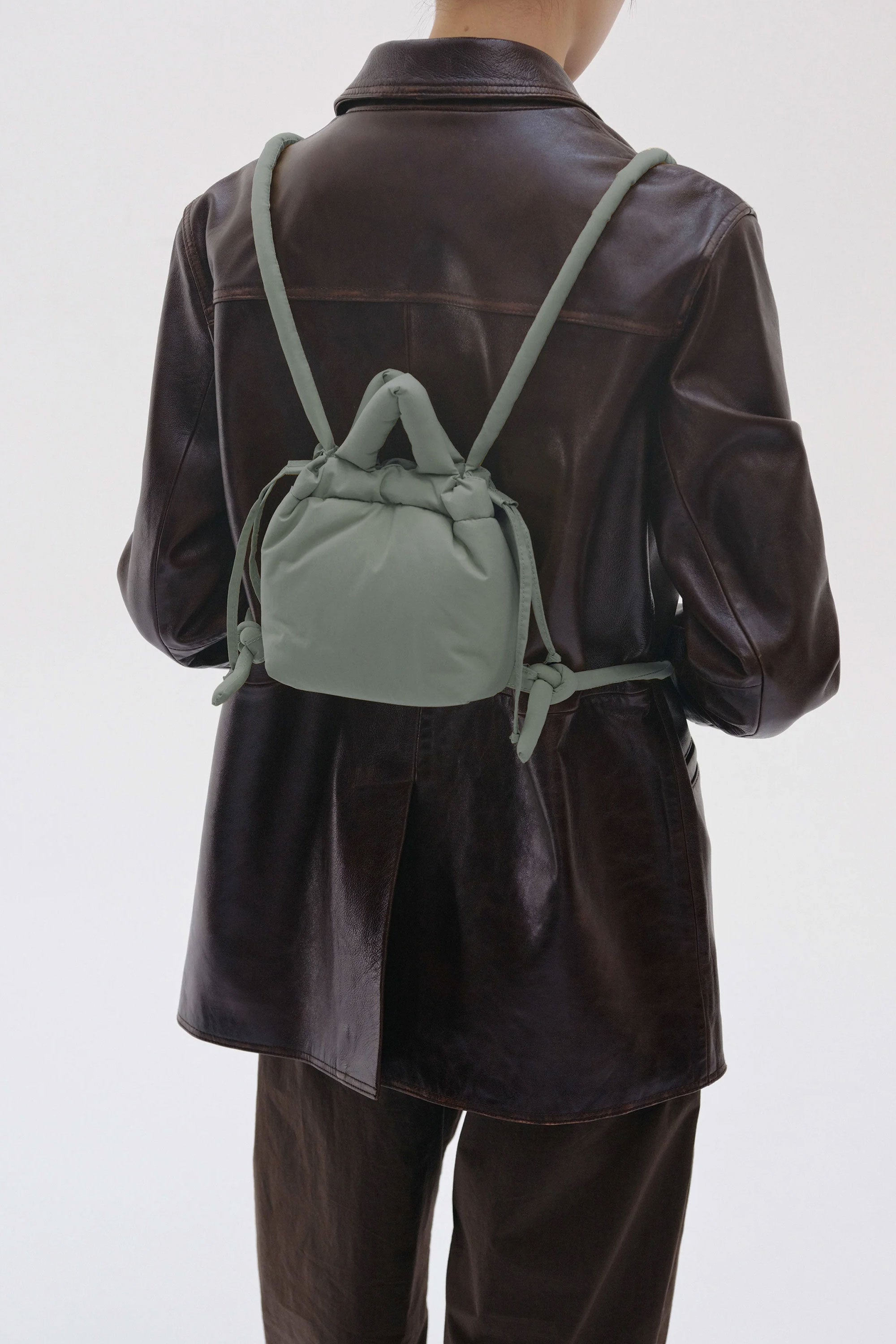 Pukas-Surf-Shop-Olend-microona-soft-bag-sage