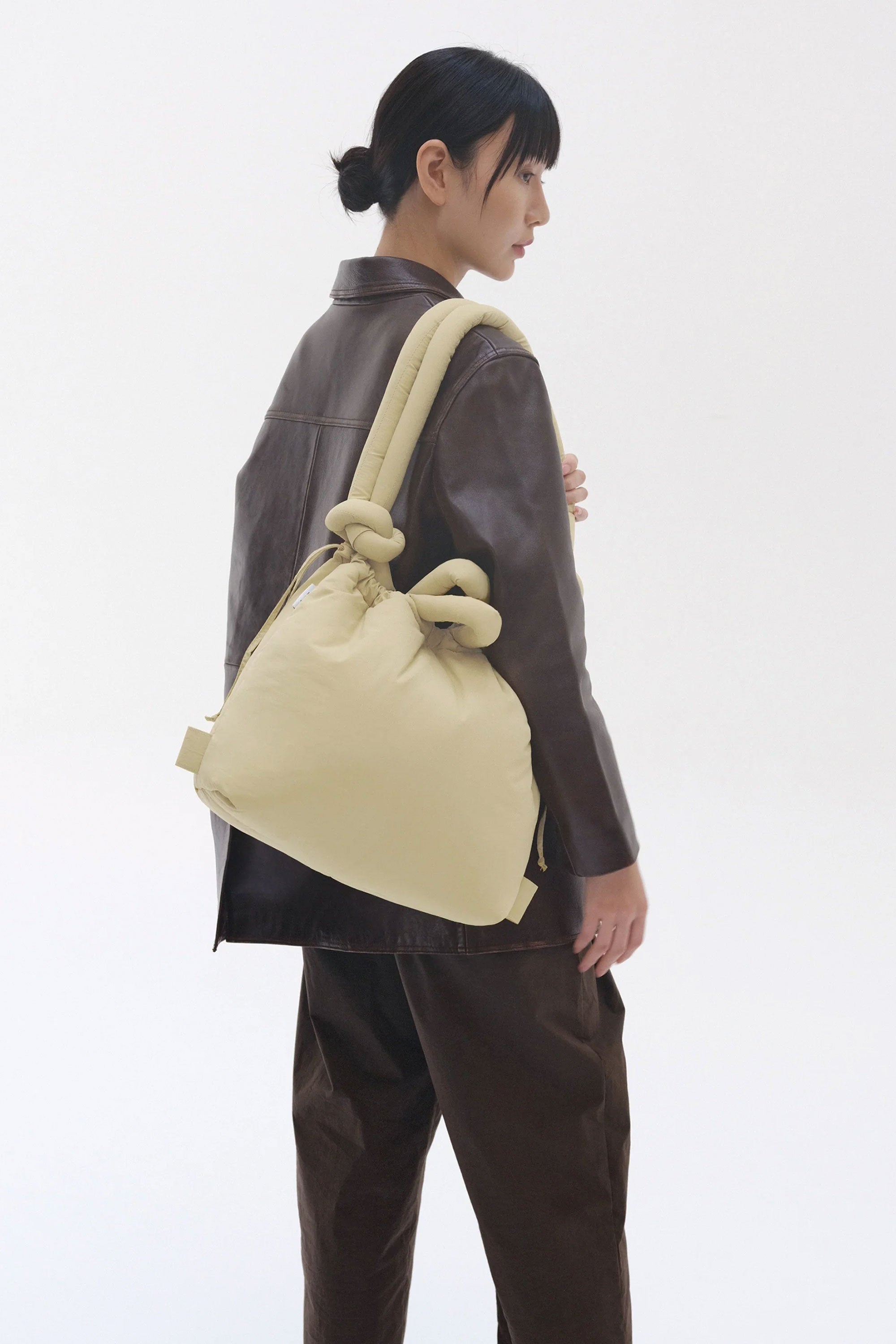 Pukas-Surf-Shop-Olend-ona-soft-bag-butter-1