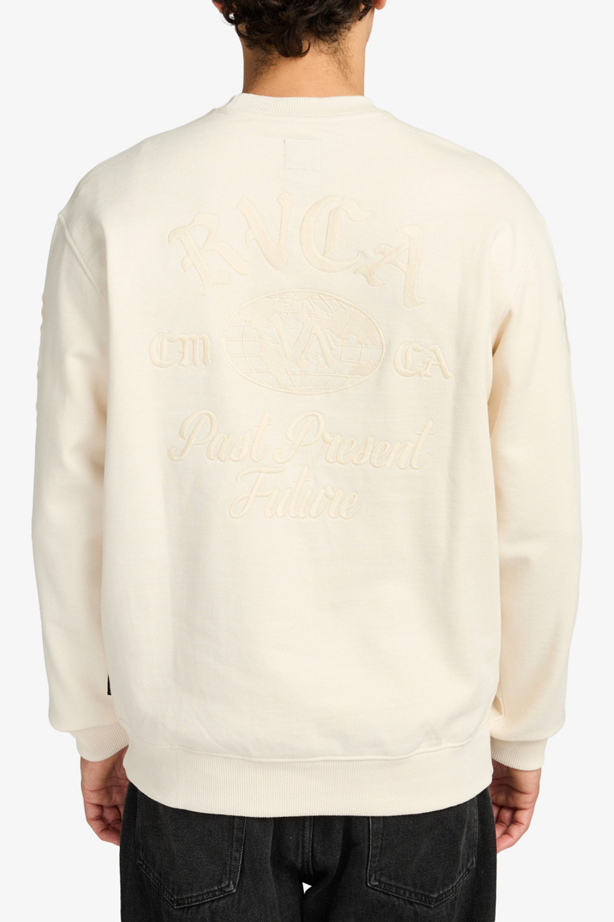 Pukas-Surf-Shop-Rvca-Va-Worldwide-Salt