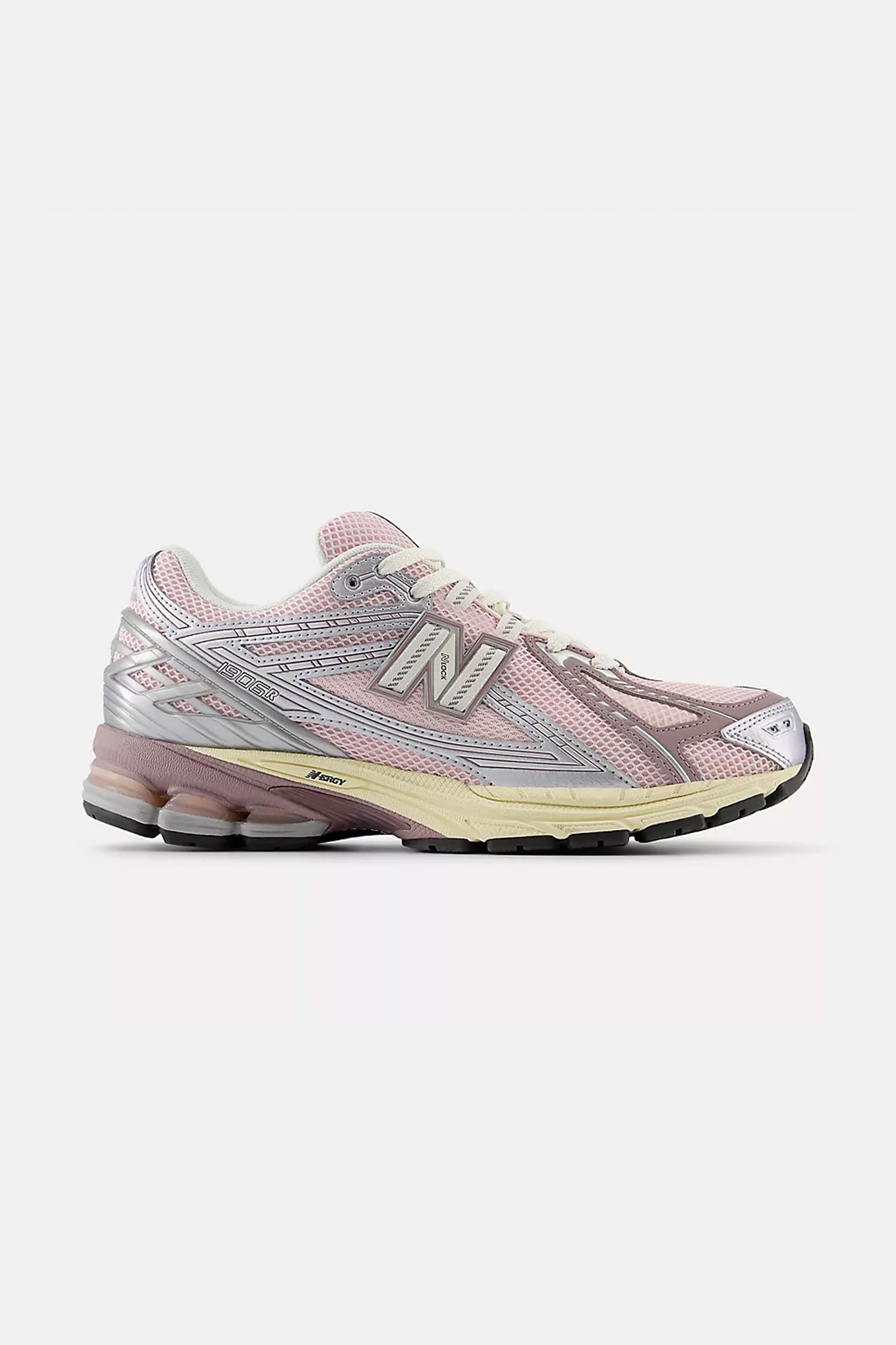Pukas-Surf-Shop-Shoes-New-Balance-1906R-Rose-Sugar-4
