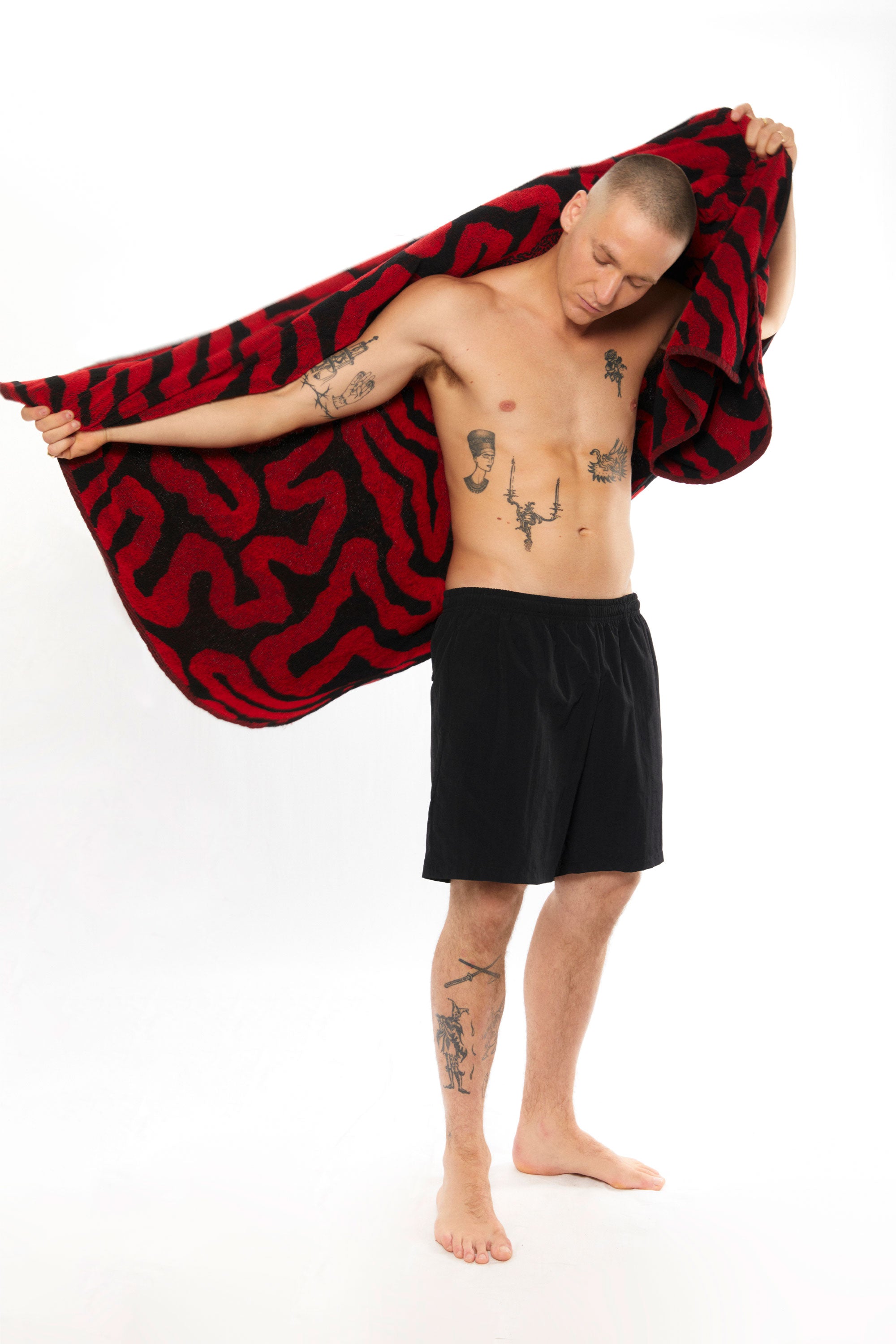 Pukas-Surf-Shop-Towel-Pukas-Camino-Largo-Black-Red