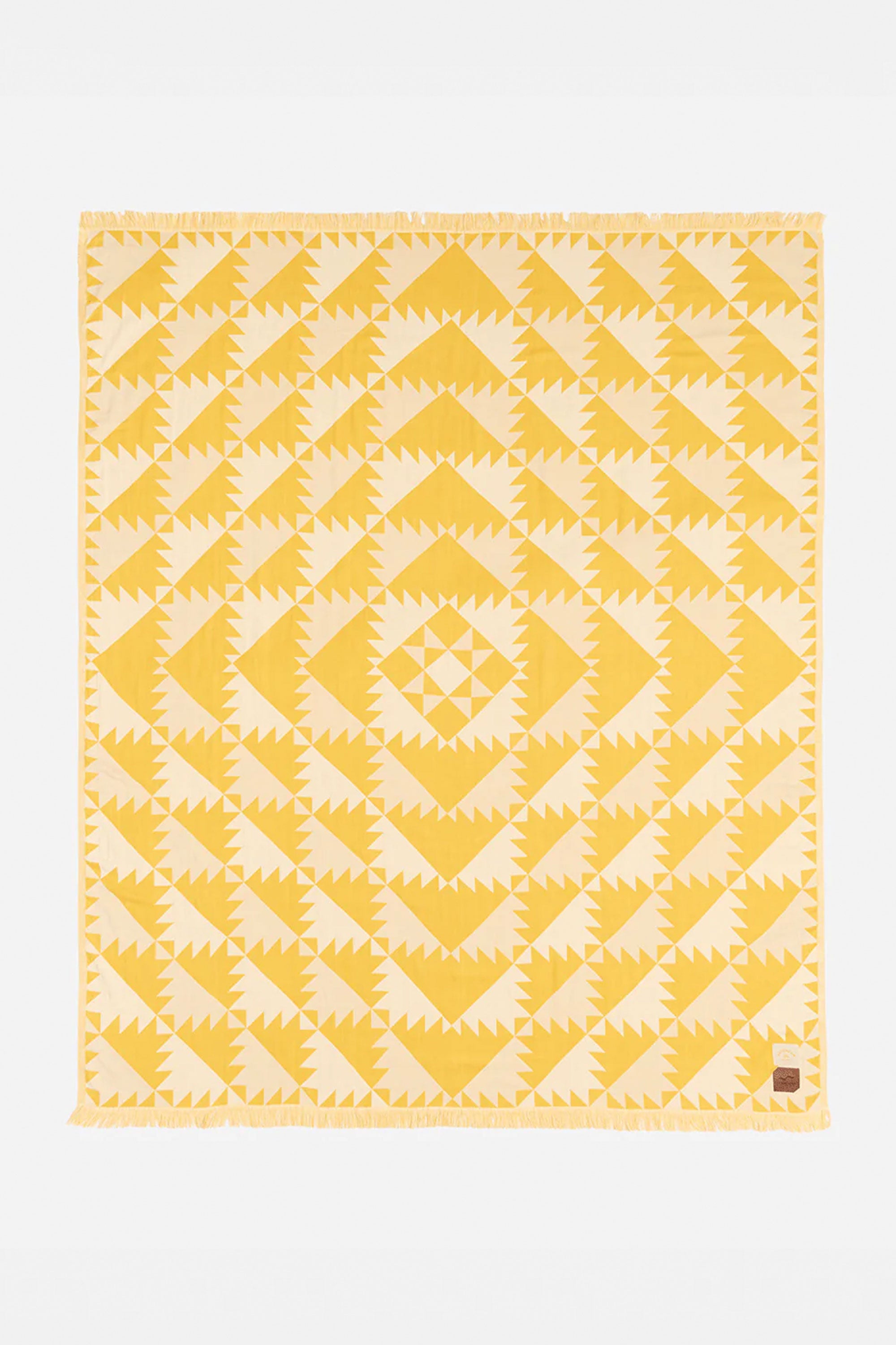 Happylifeshops Towel Slowtide Daydream Lightweight Throw Curry