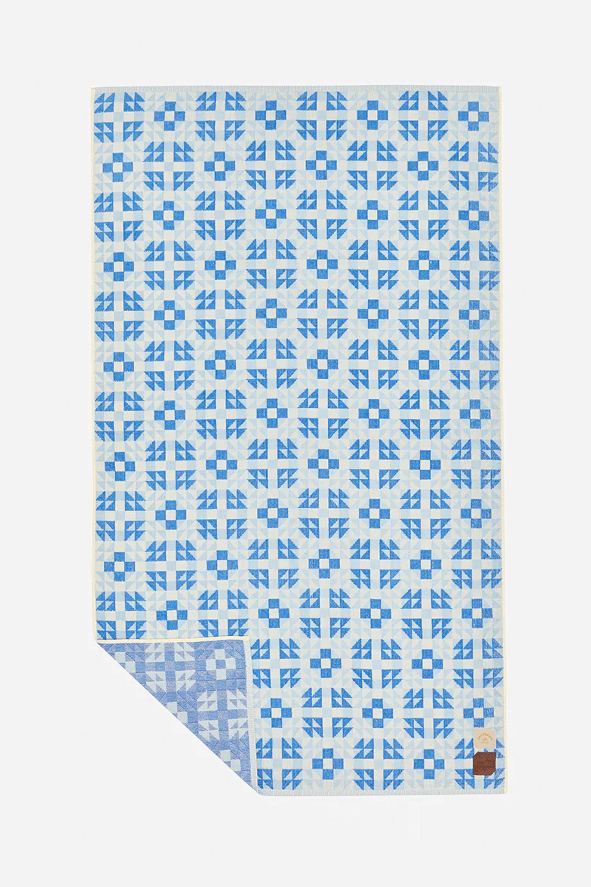 Happylifeshops Towel Slowtide The Dream Oversize Lagoon