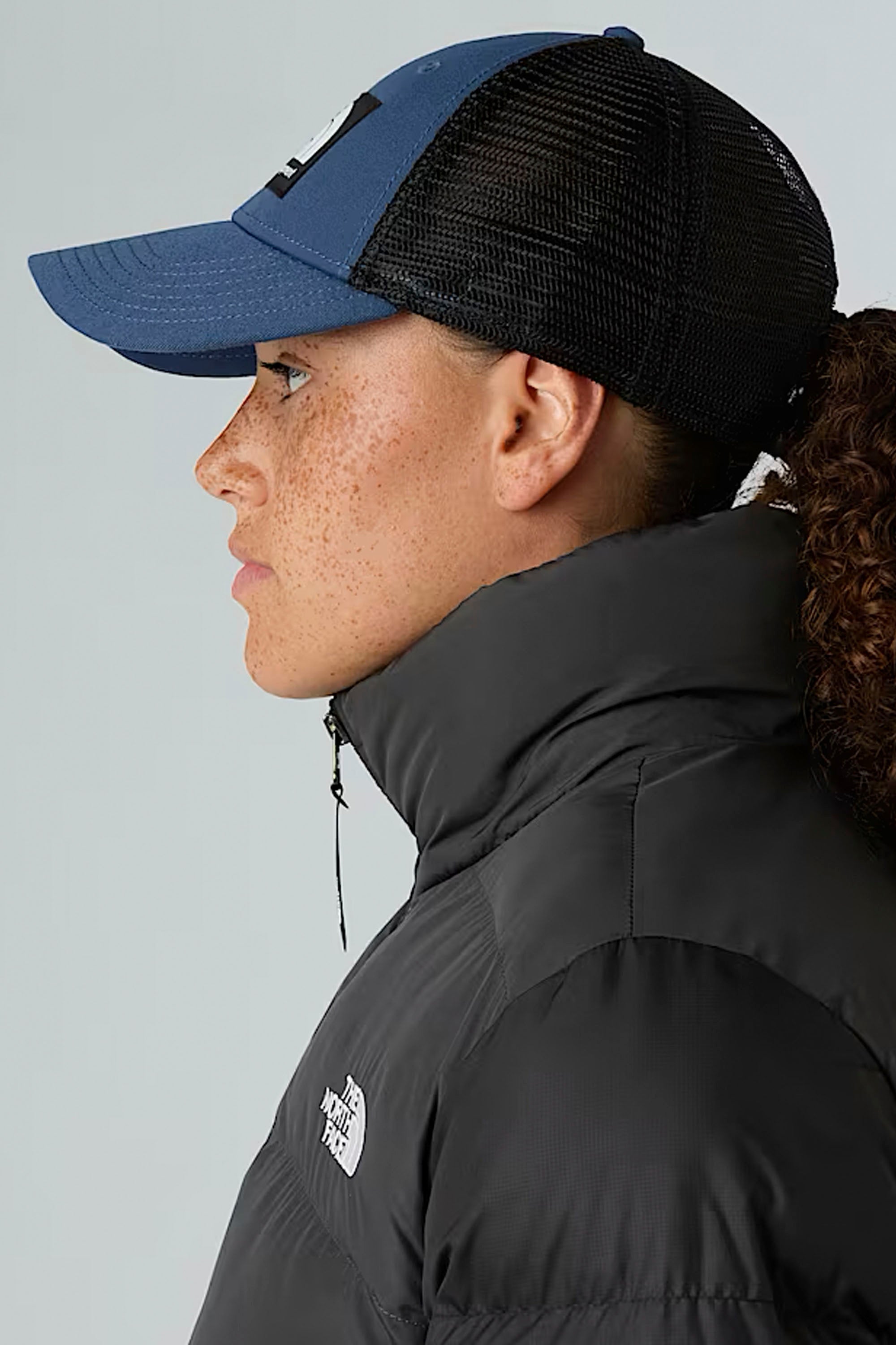 Happylifeshops The North Face Mudder Trucker Hat in Shady Blue Multi