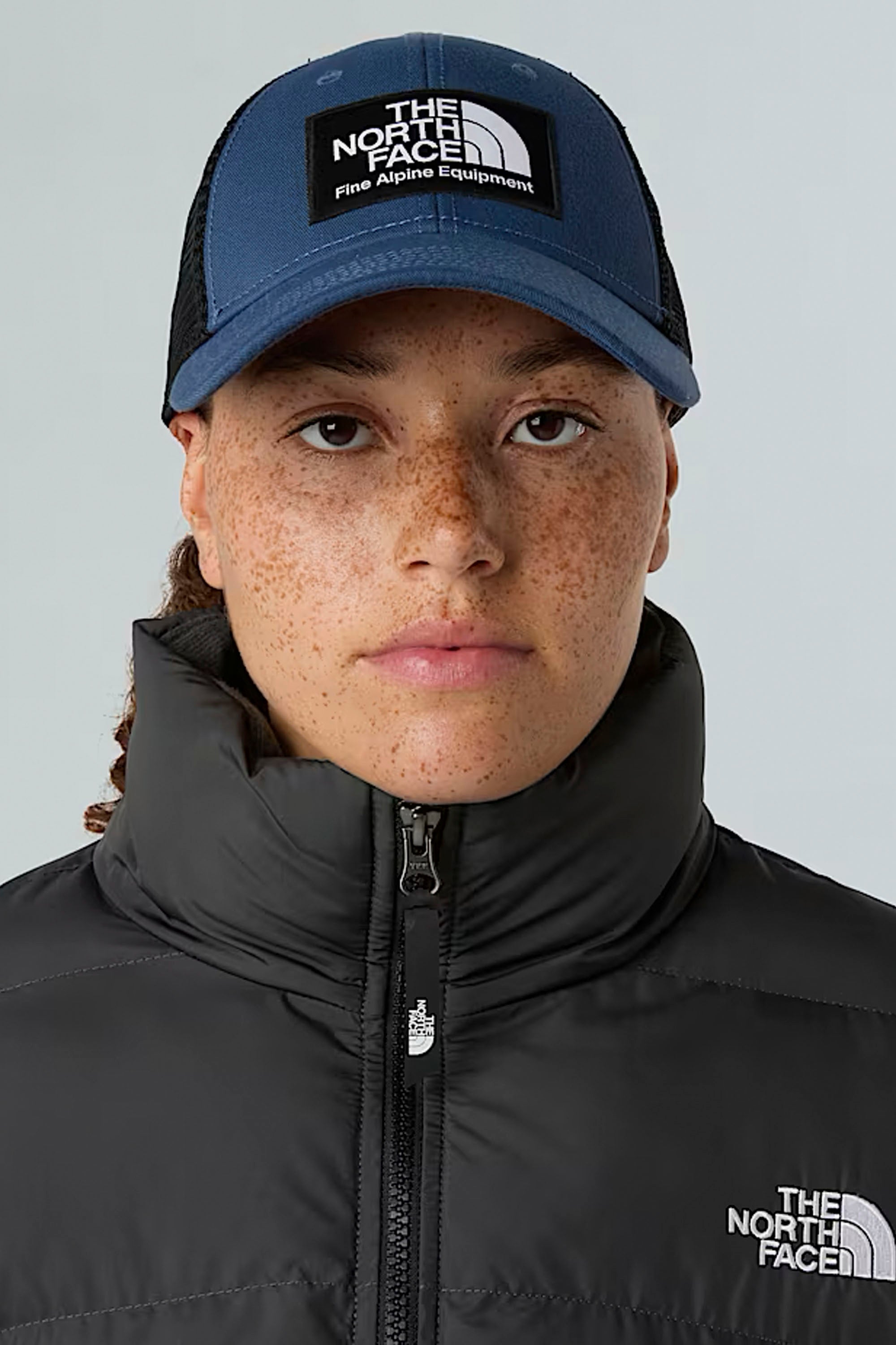 Happylifeshops The North Face Mudder Trucker Hat in Shady Blue Multi