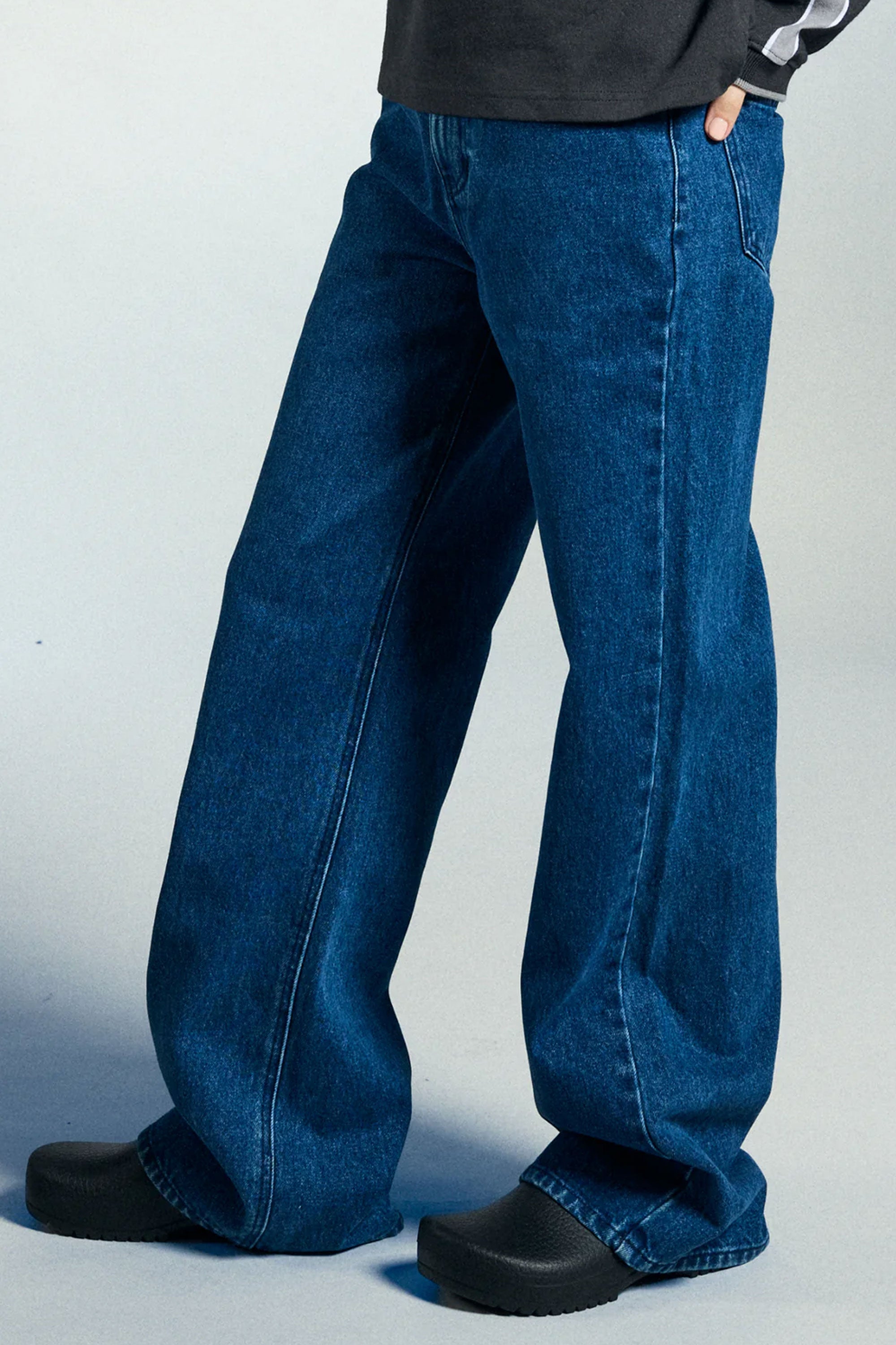 Person wearing Obey blue jeans Happylifeshops