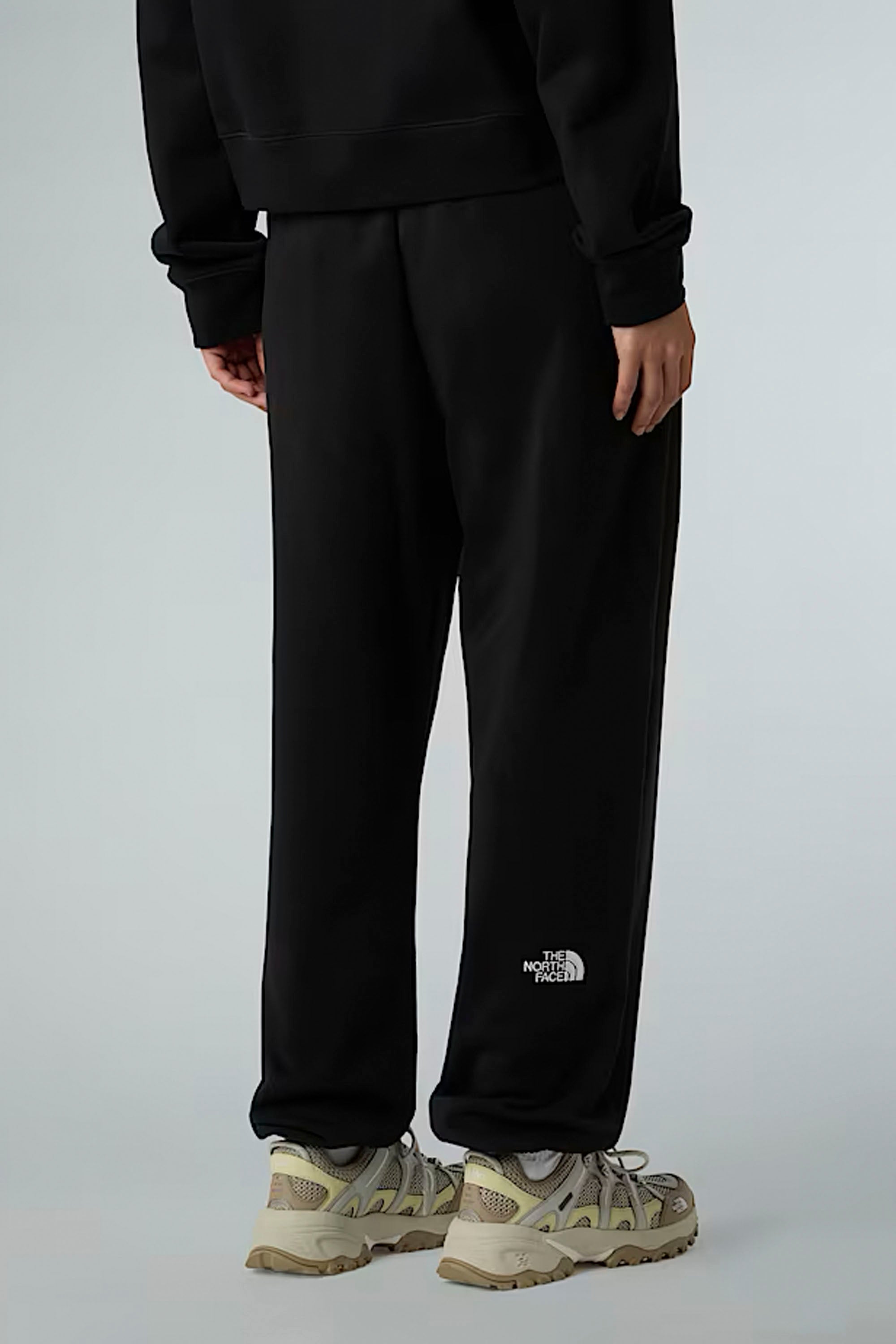 Happylifeshops The North Face Women's Essential Relaxed Straight Joggers in TNF Black