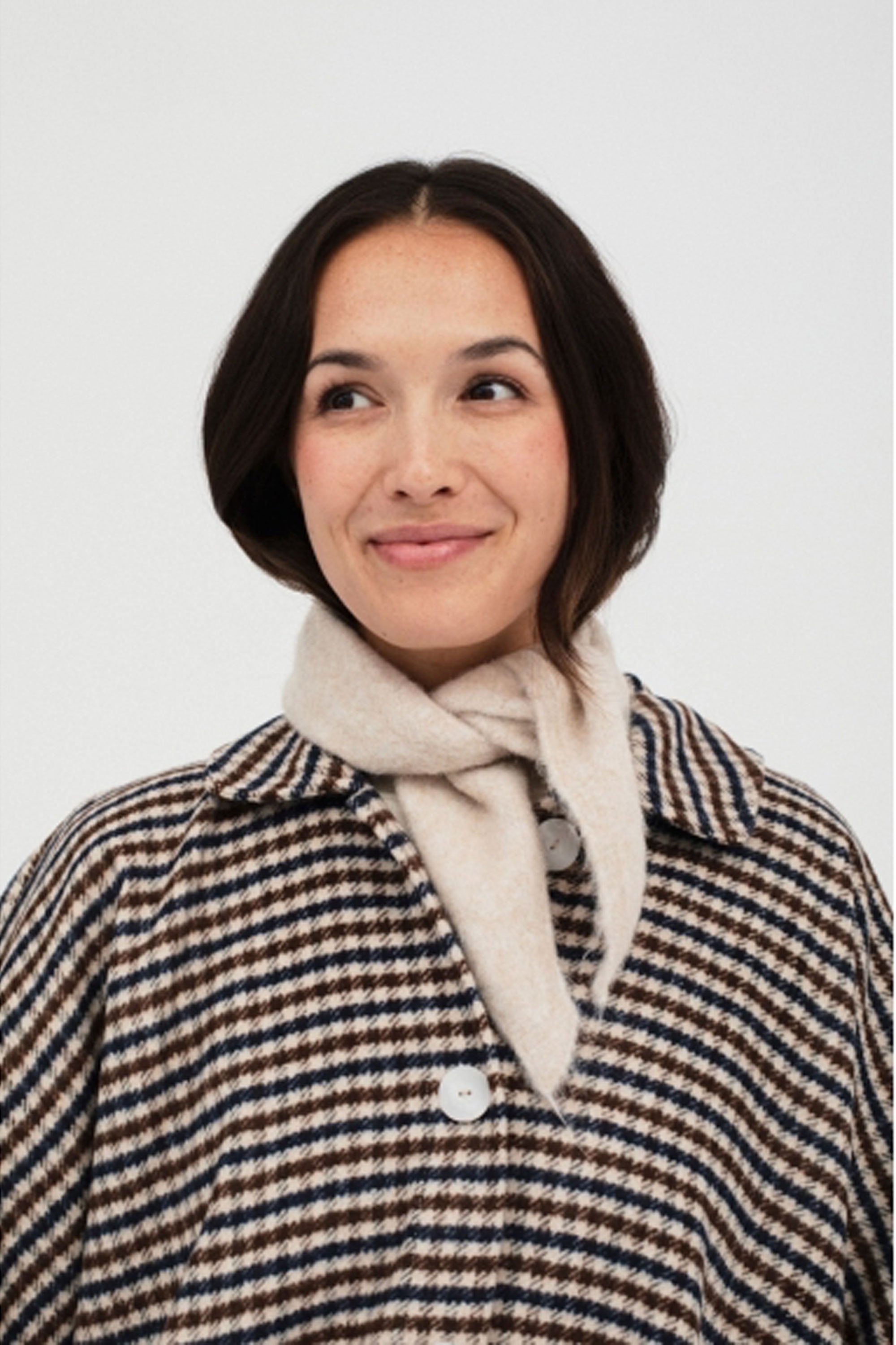 Pukas-Surf-Shop-Woman-Scarf-Mus-_-Bombon-Egia-Scarf-Beige-1