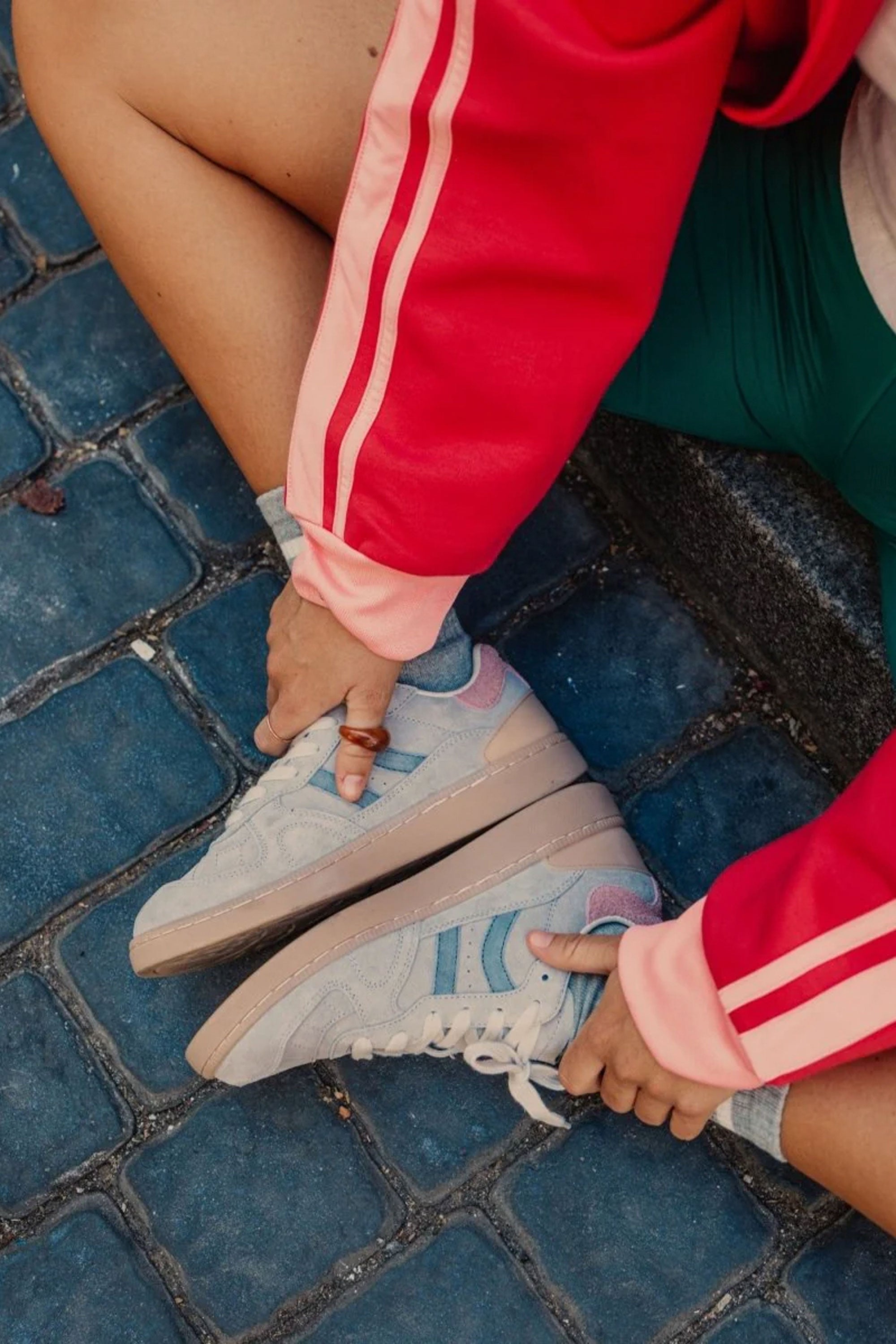 Happylifeshops Coolway GOAL sneakers in Soft Gray