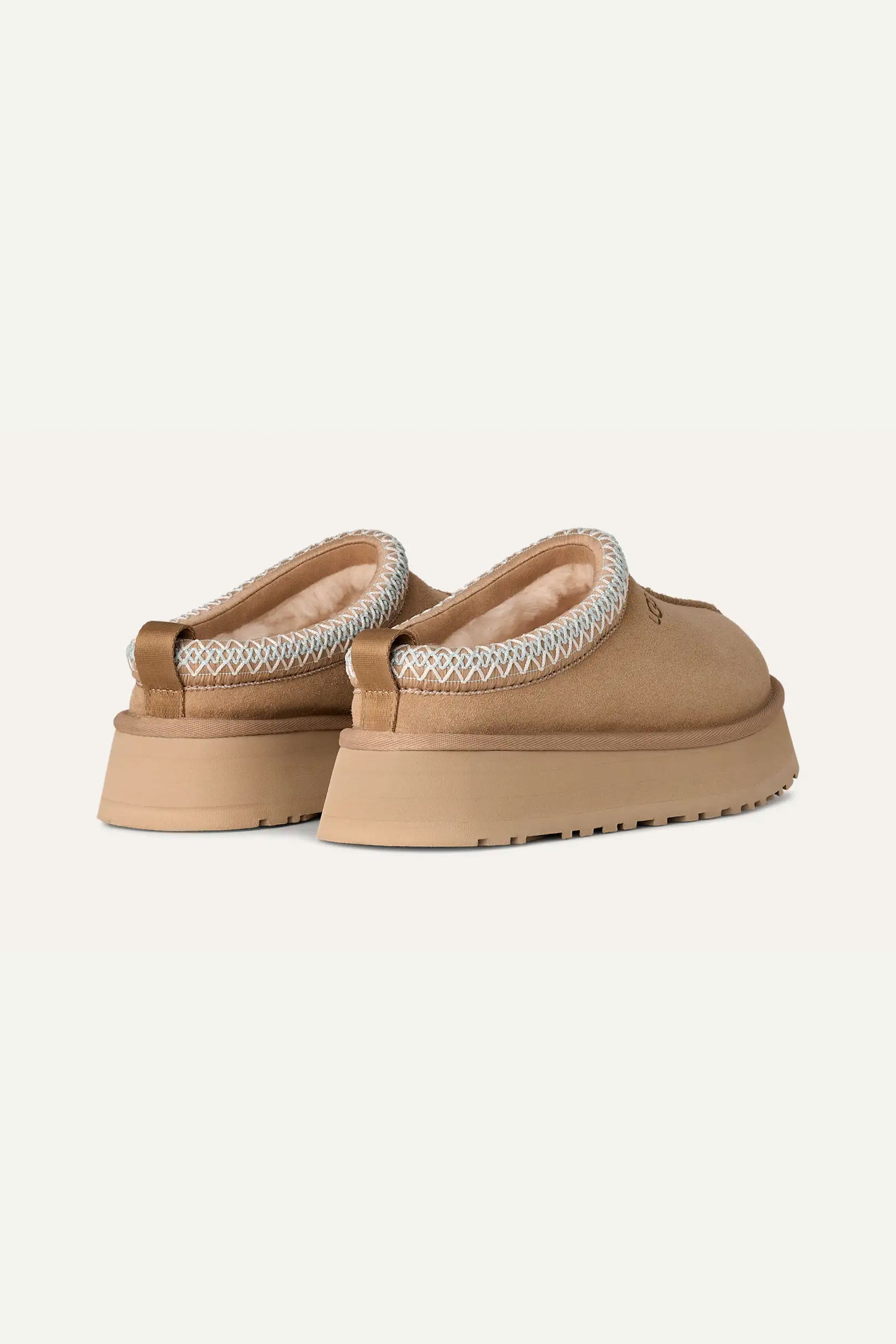 Happylifeshops UGG Tazz II in Sand