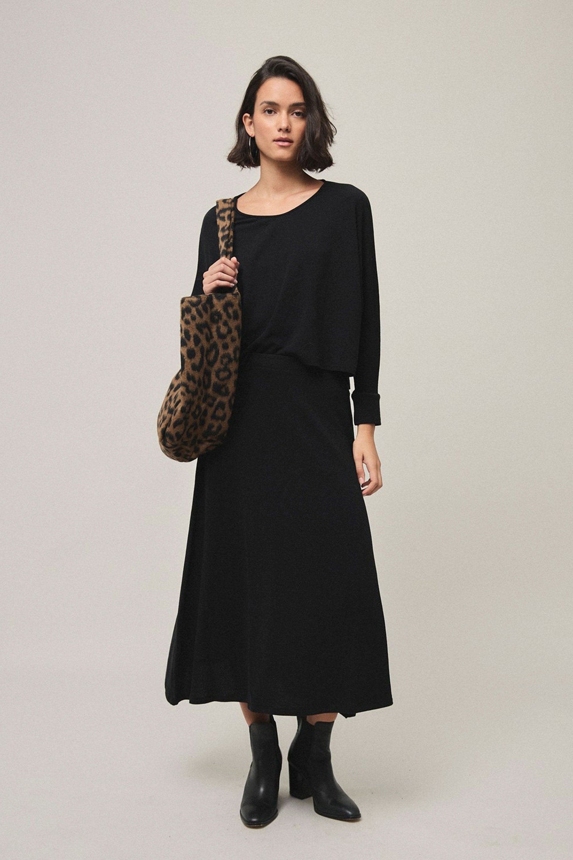 Happylifeshops Woman Skirt Mi&co Falda Larga Punto Negro