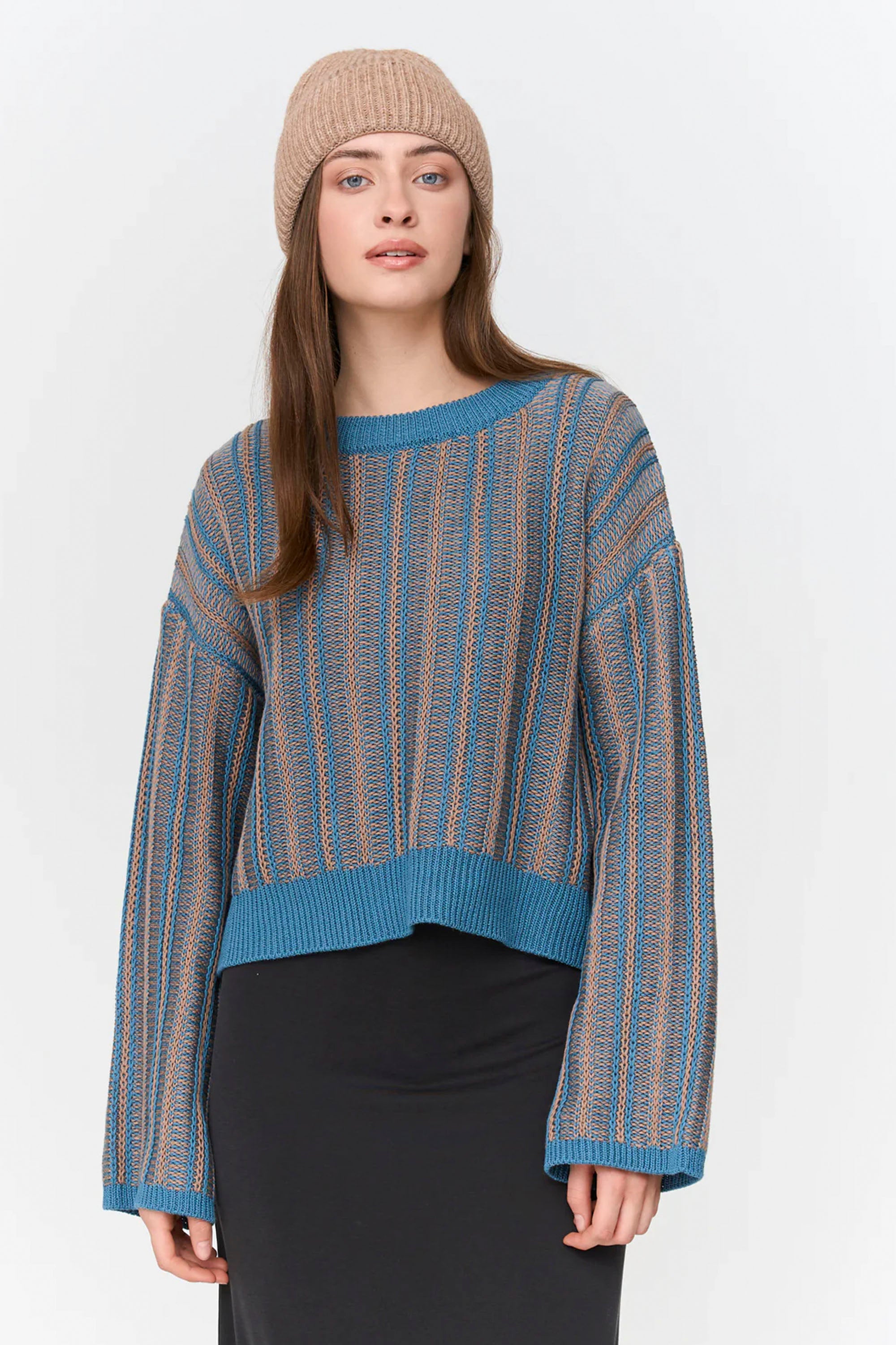 24 Colours Happylifeshops soft relaxed sweater cozy drape everyday style