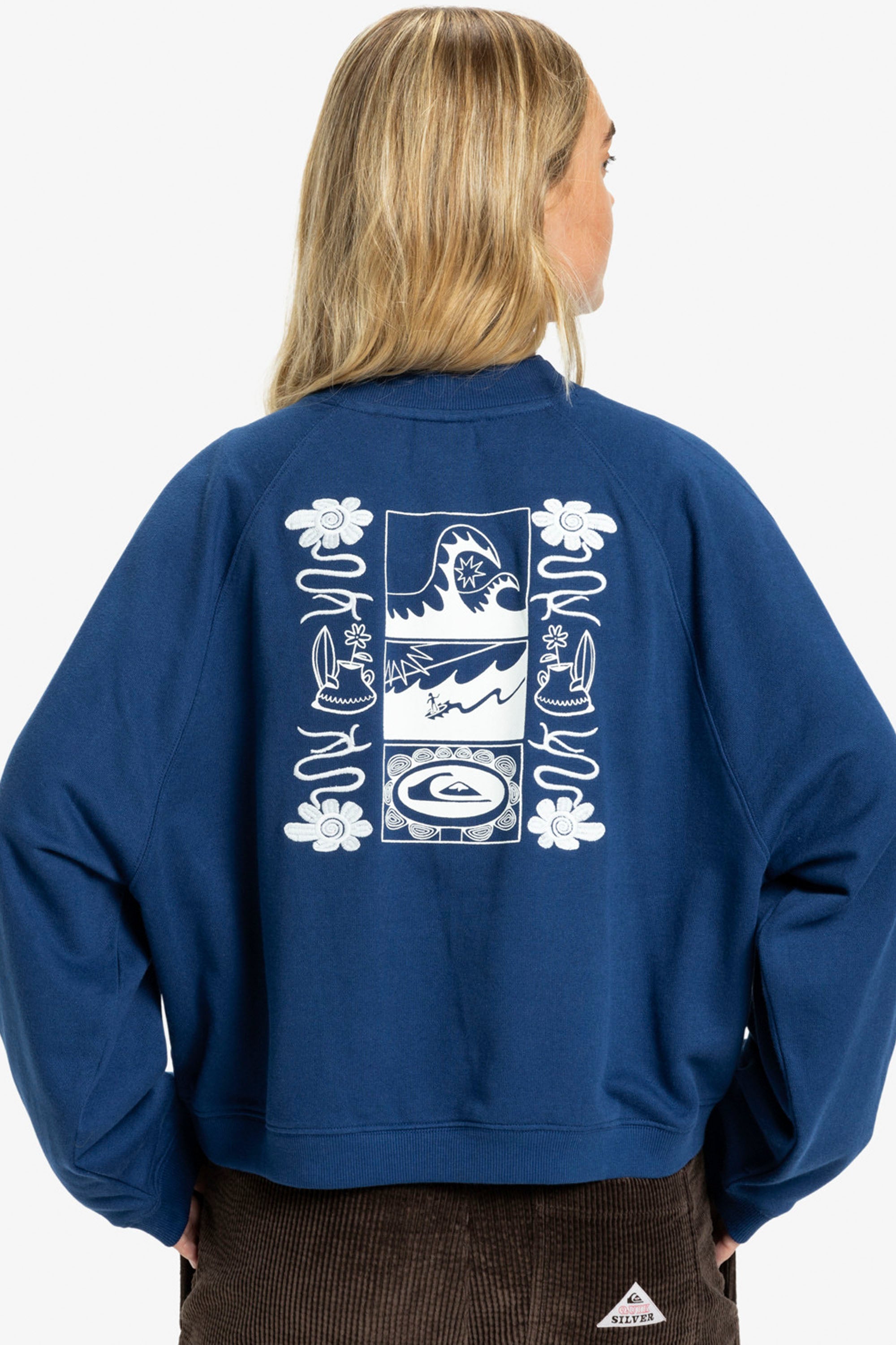 Happylifeshops Quiksilver women’s oversized crew sweatshirt estate blue vintage wash contrast prints
