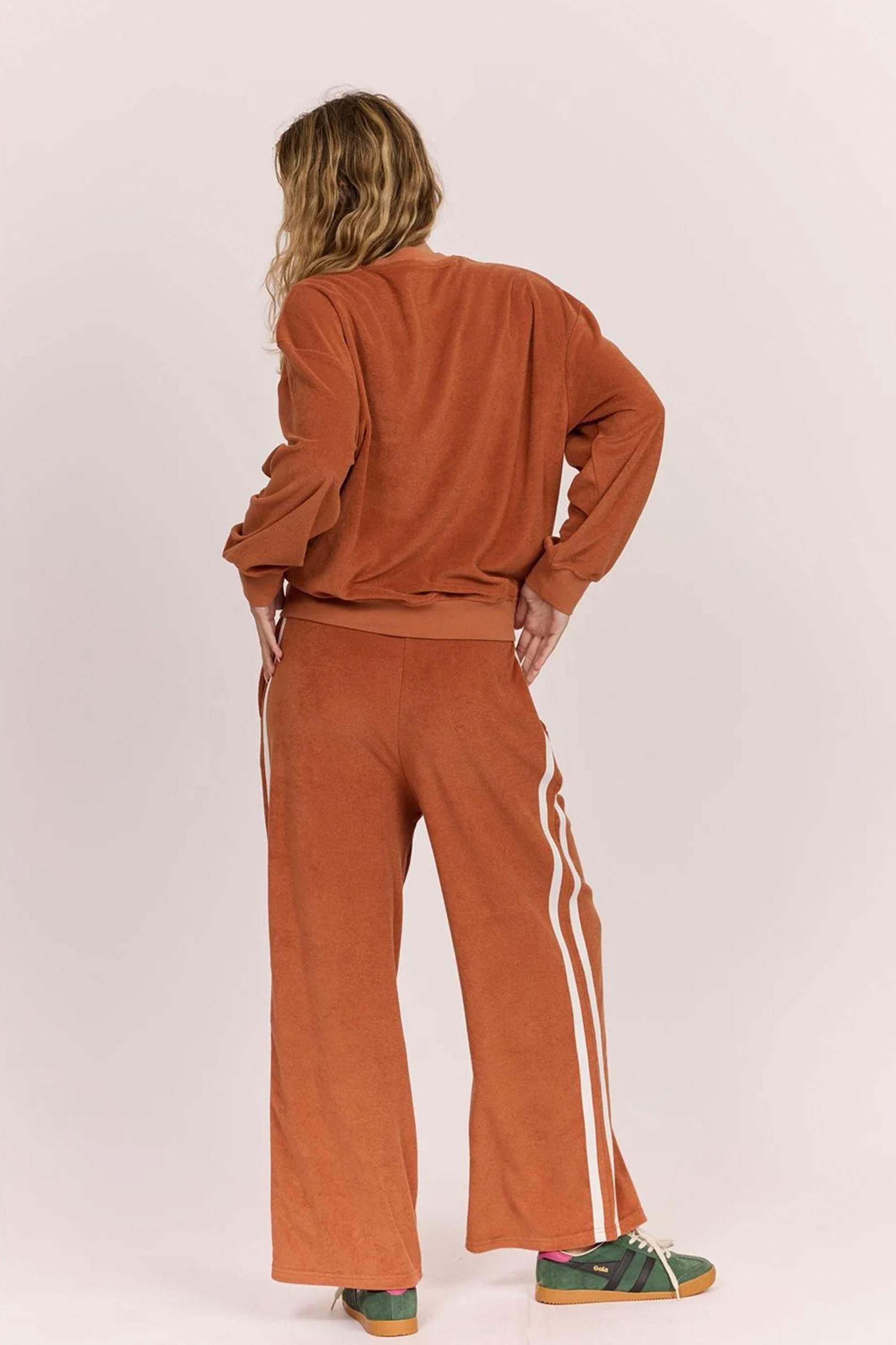 Happylifeshops Sisstrevolution West Shore Terry Fleece terracotta relaxed crew layer