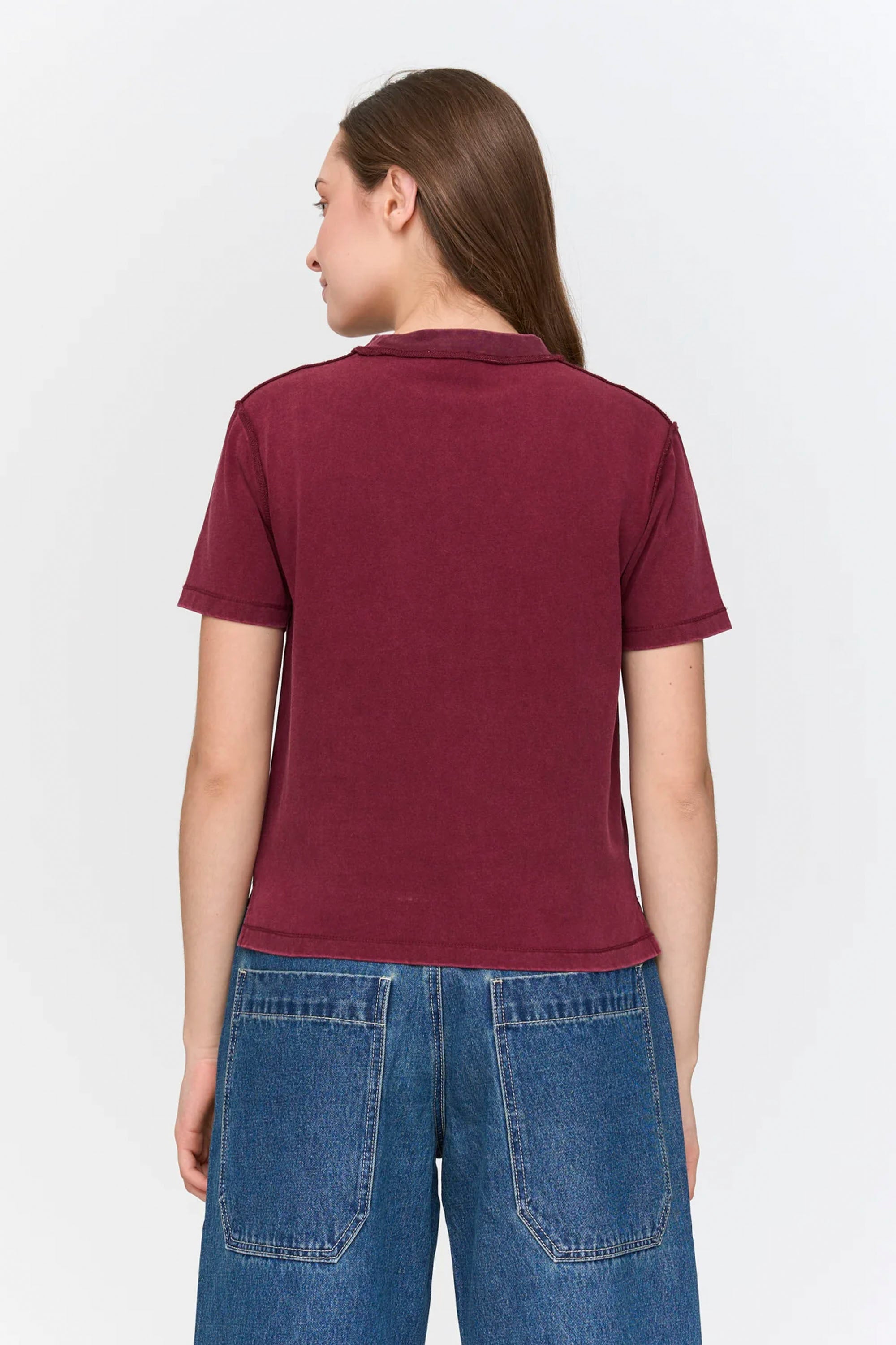 24 Colours Happylifeshops white cotton tee relaxed fit clean silhouette