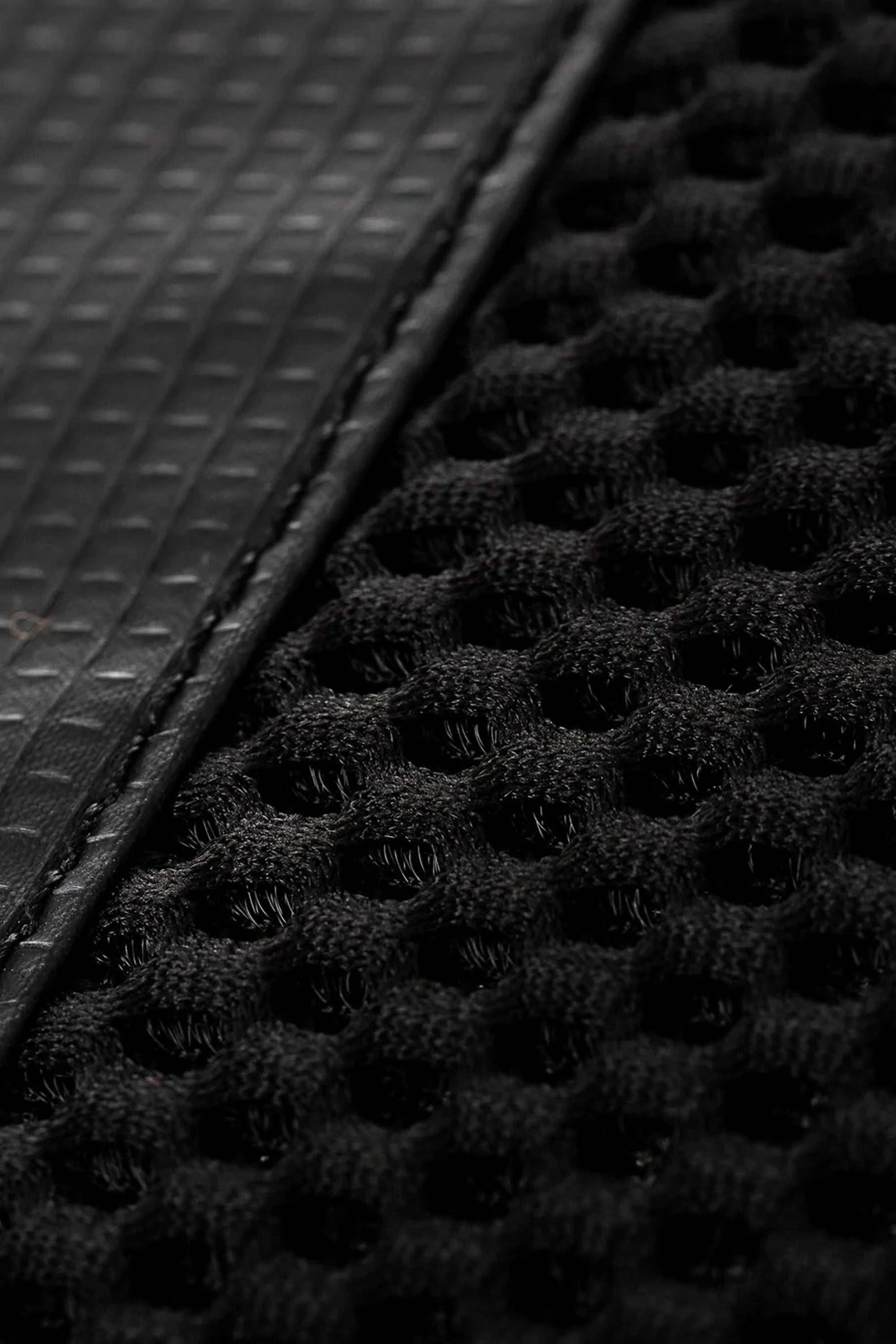 Pukas-Surf-Shop-creatures-boardbag-gun-day-use-8-1