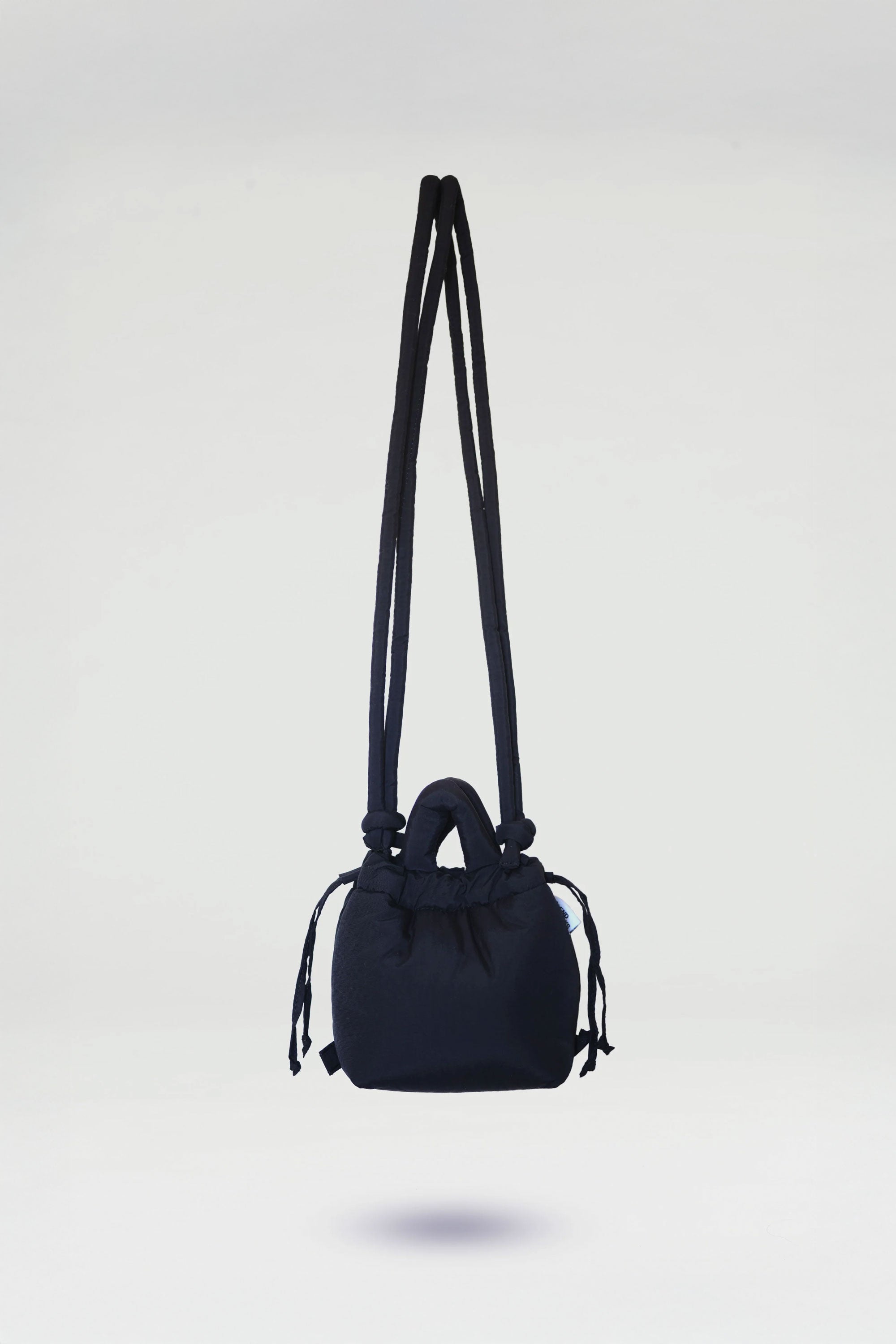 Pukas-Surf-Shop-olend-handbags-microona-soft-bag-black