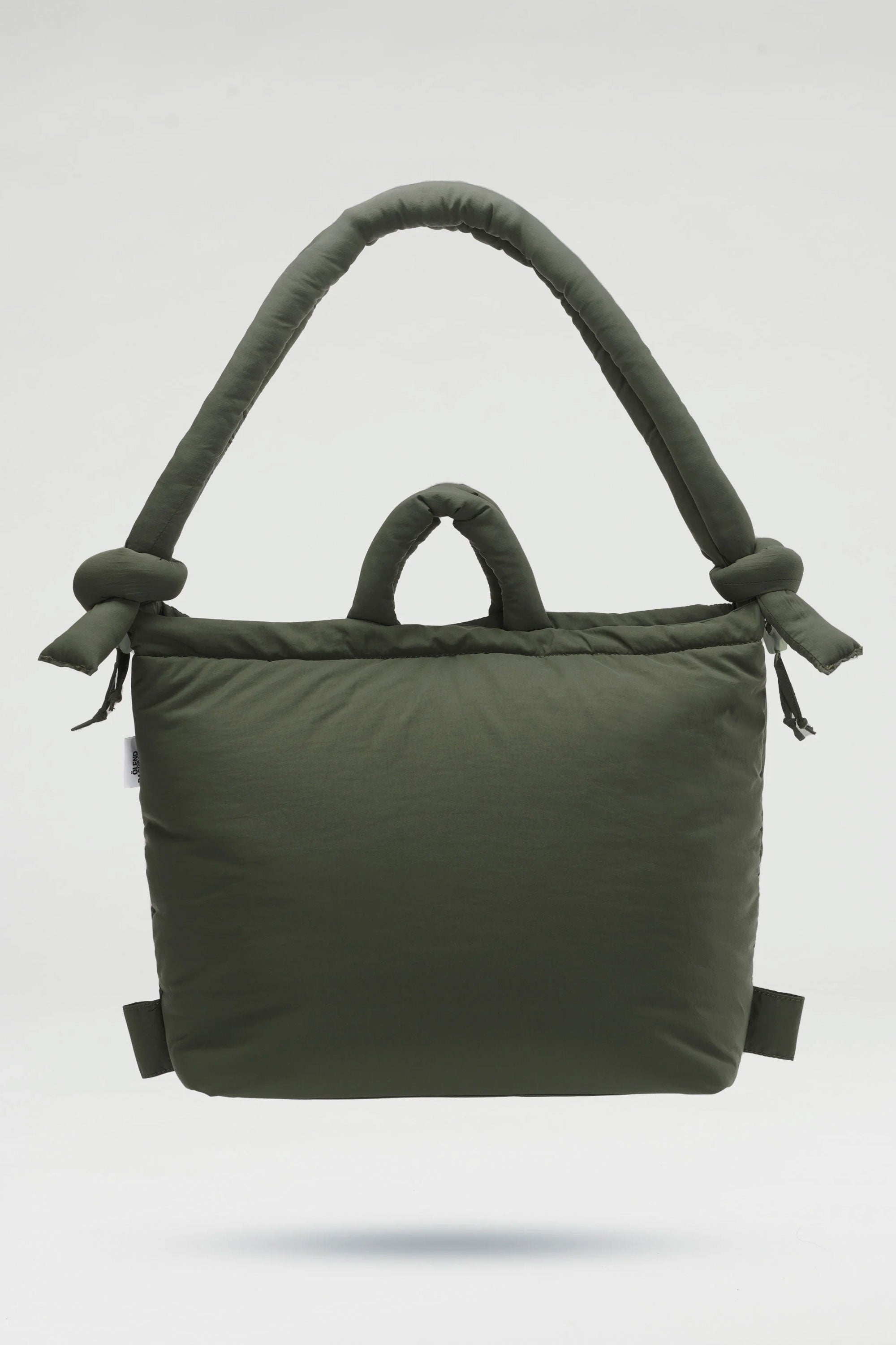 Pukas-Surf-Shop-olend-handbags-ona-soft-bag