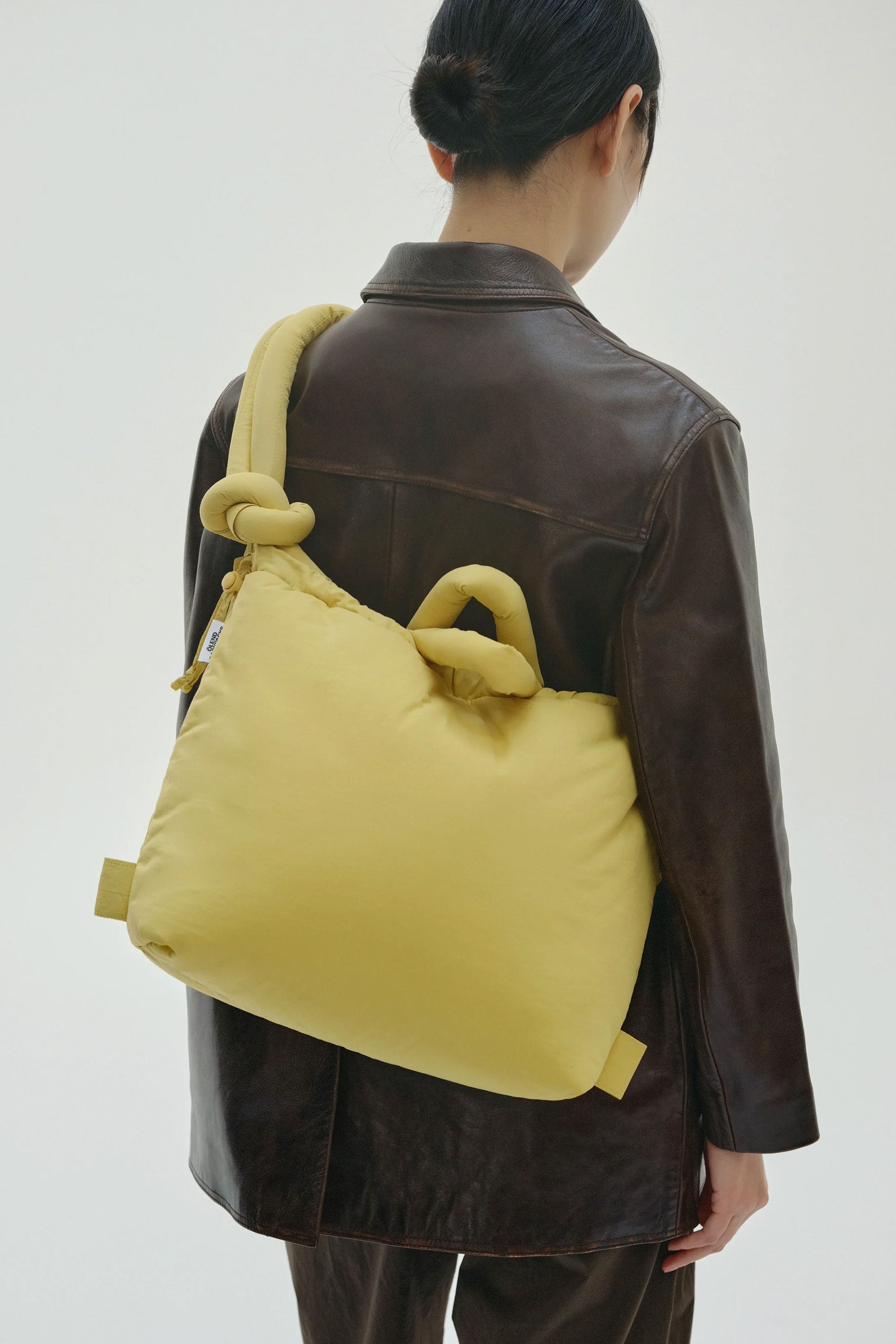 Pukas-Surf-Shop-olend-handbags-ona-soft-bag-lime