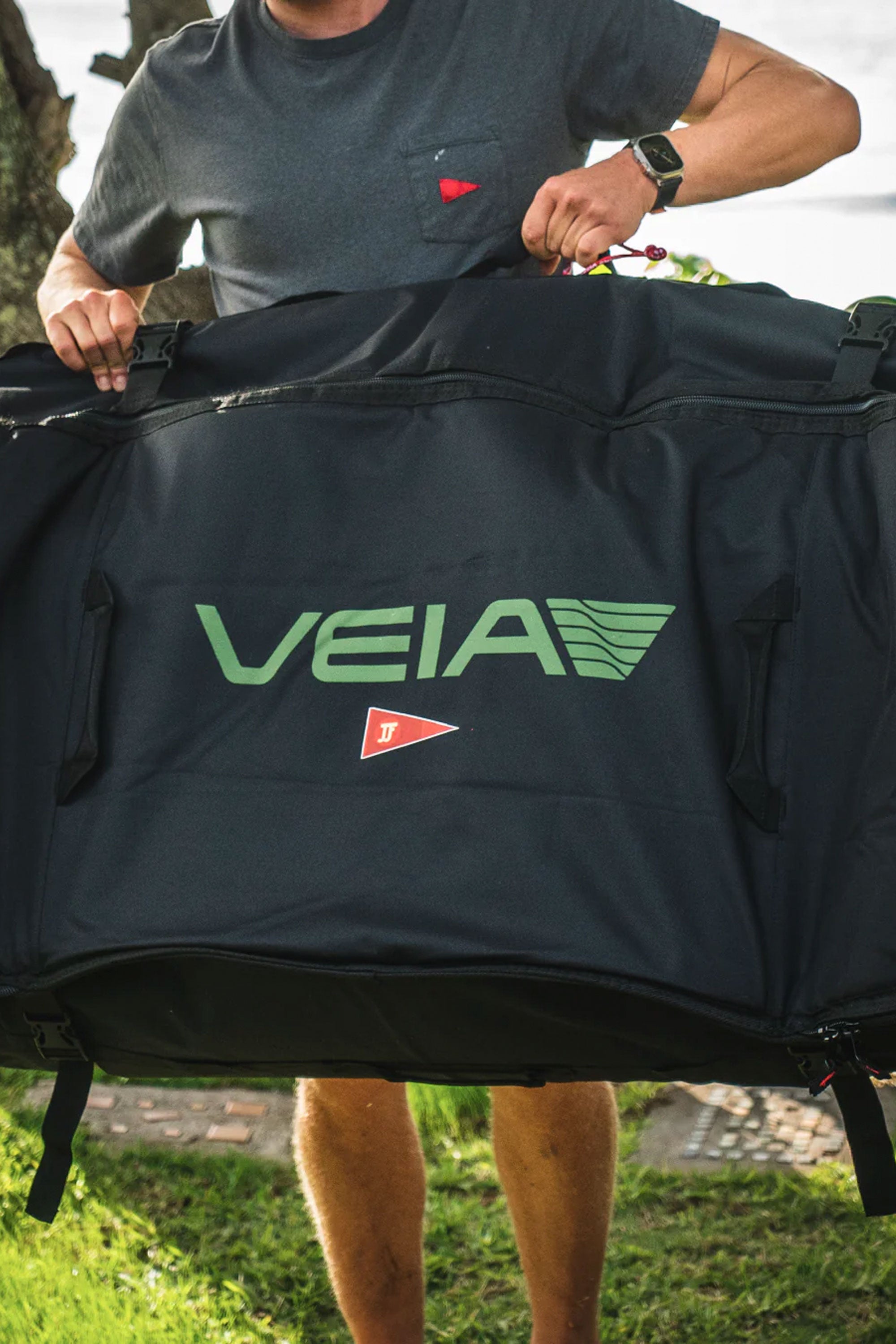 Pukas-Surf-Shop-surfboardbag-john-john-florence-7-tour-black