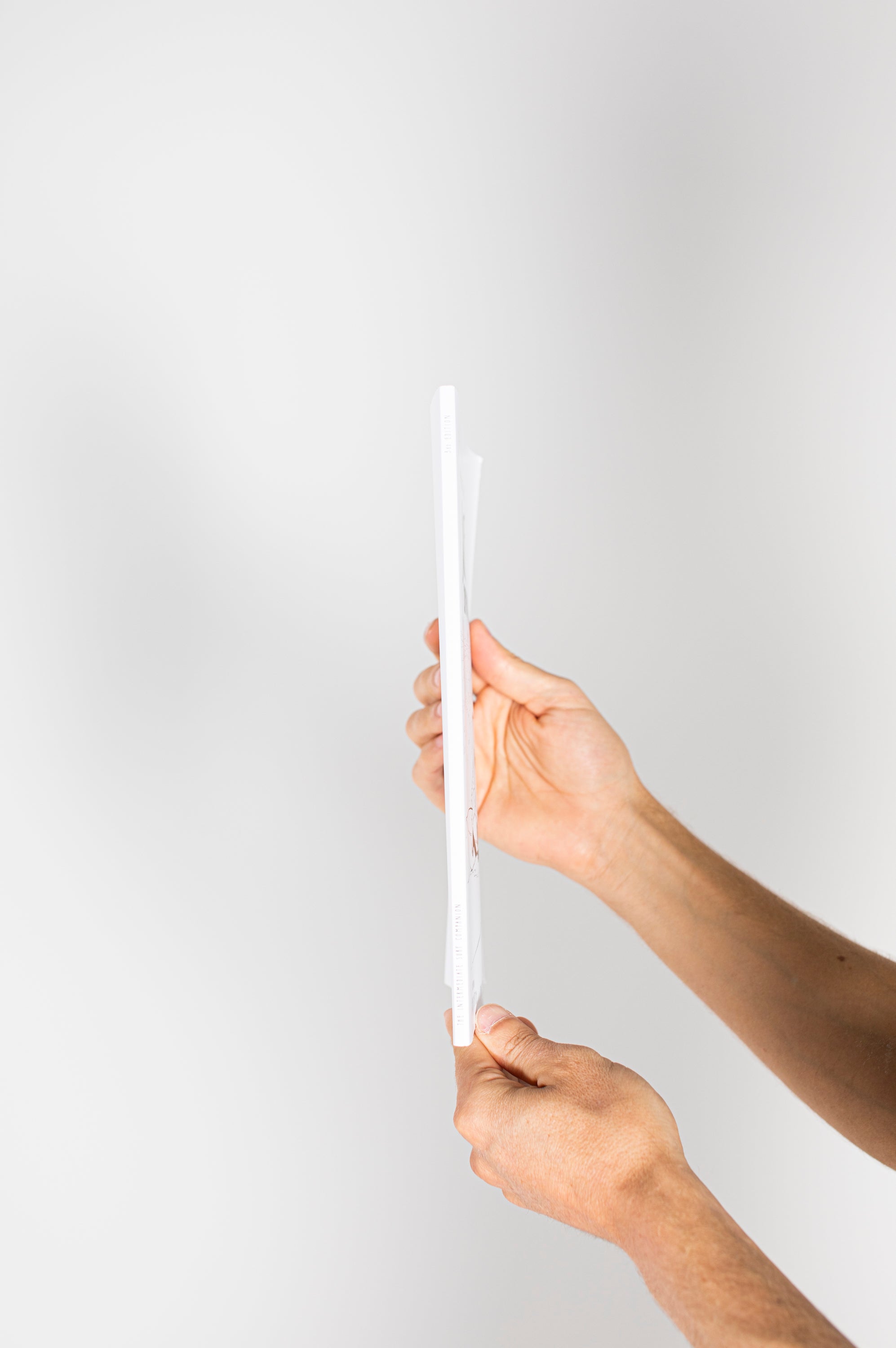 Pukas-Surf-Shop-surfcompanion-book