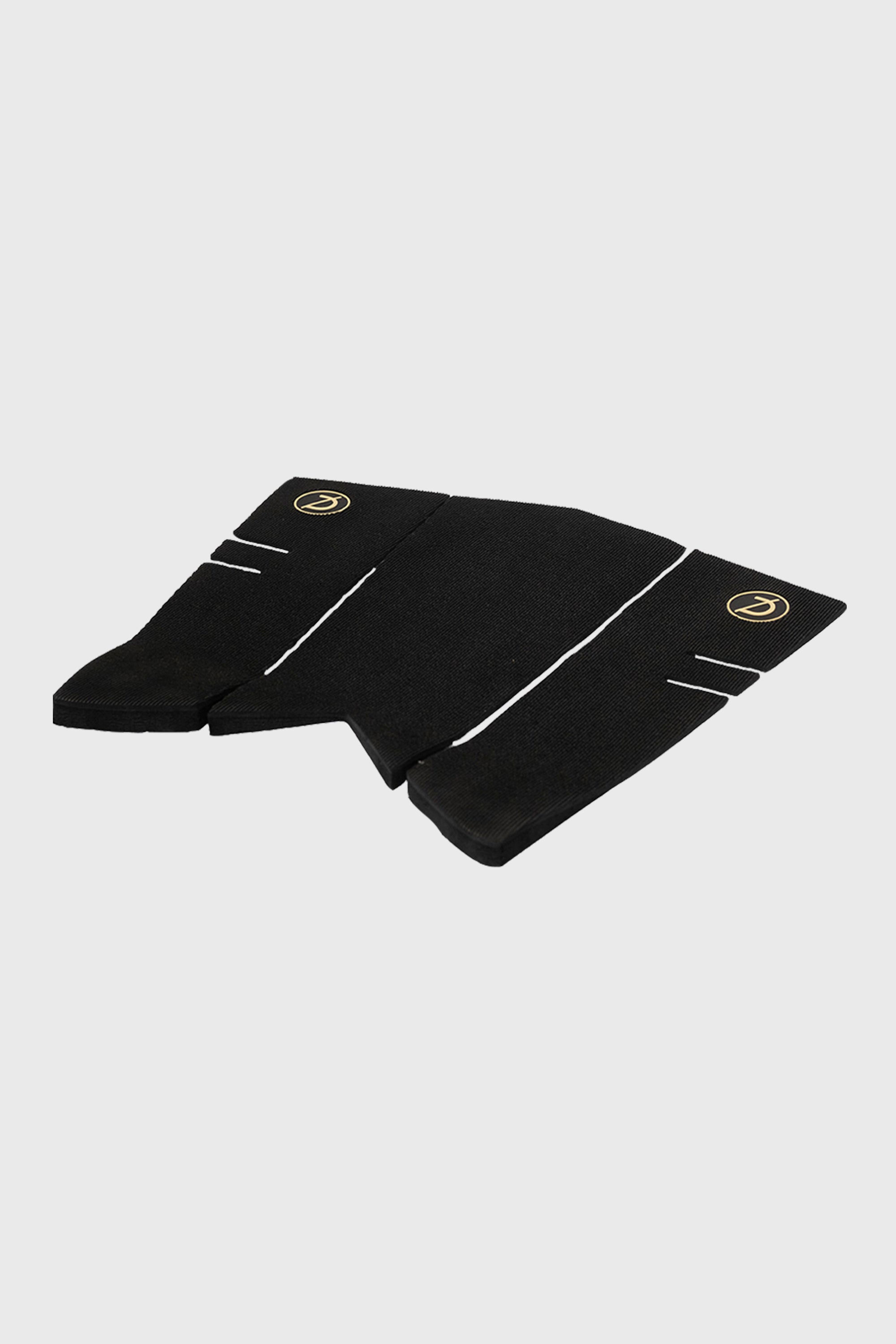 pukas-surf-shop-deflow-grip-fish-pad-black